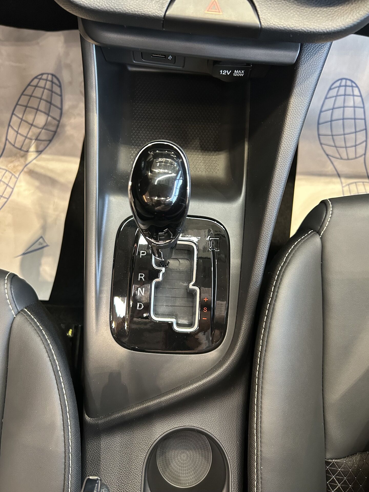 Легковой автотранспорт - CHANGAN Alsvin 1.5 AMT (98 л.с.)