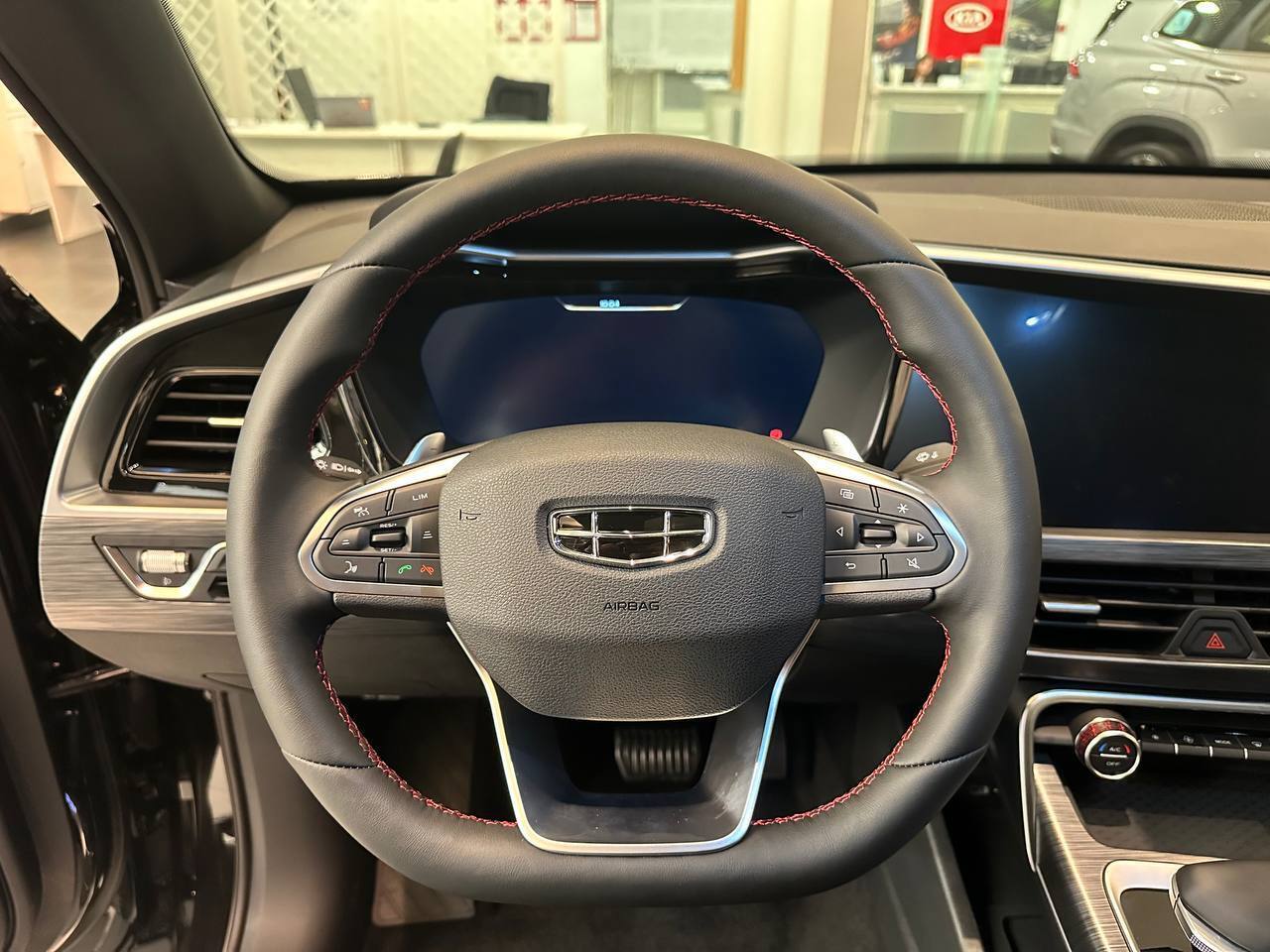 Легковой автотранспорт - GEELY Tugella 