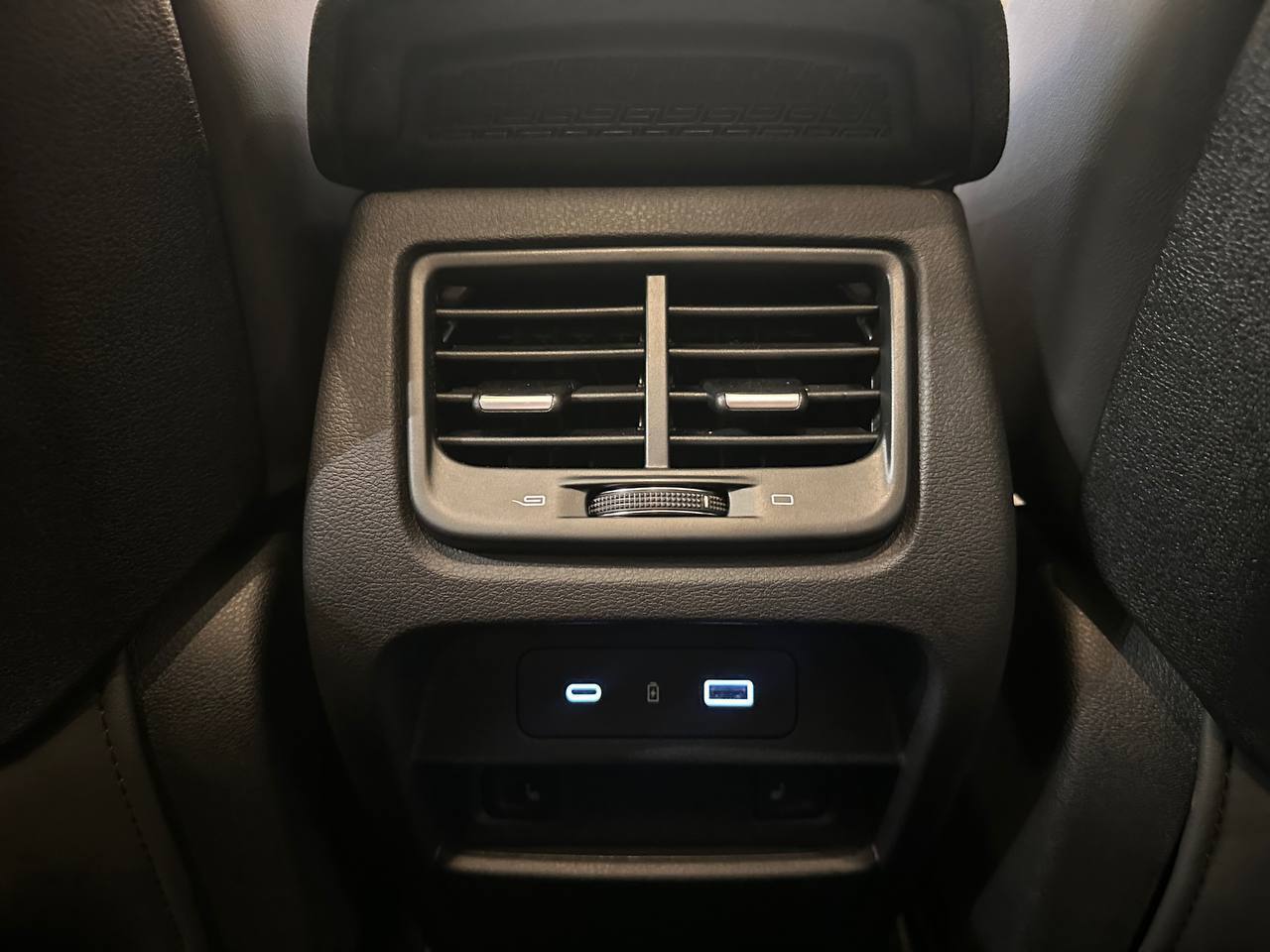 Легковой автотранспорт - GEELY Tugella 