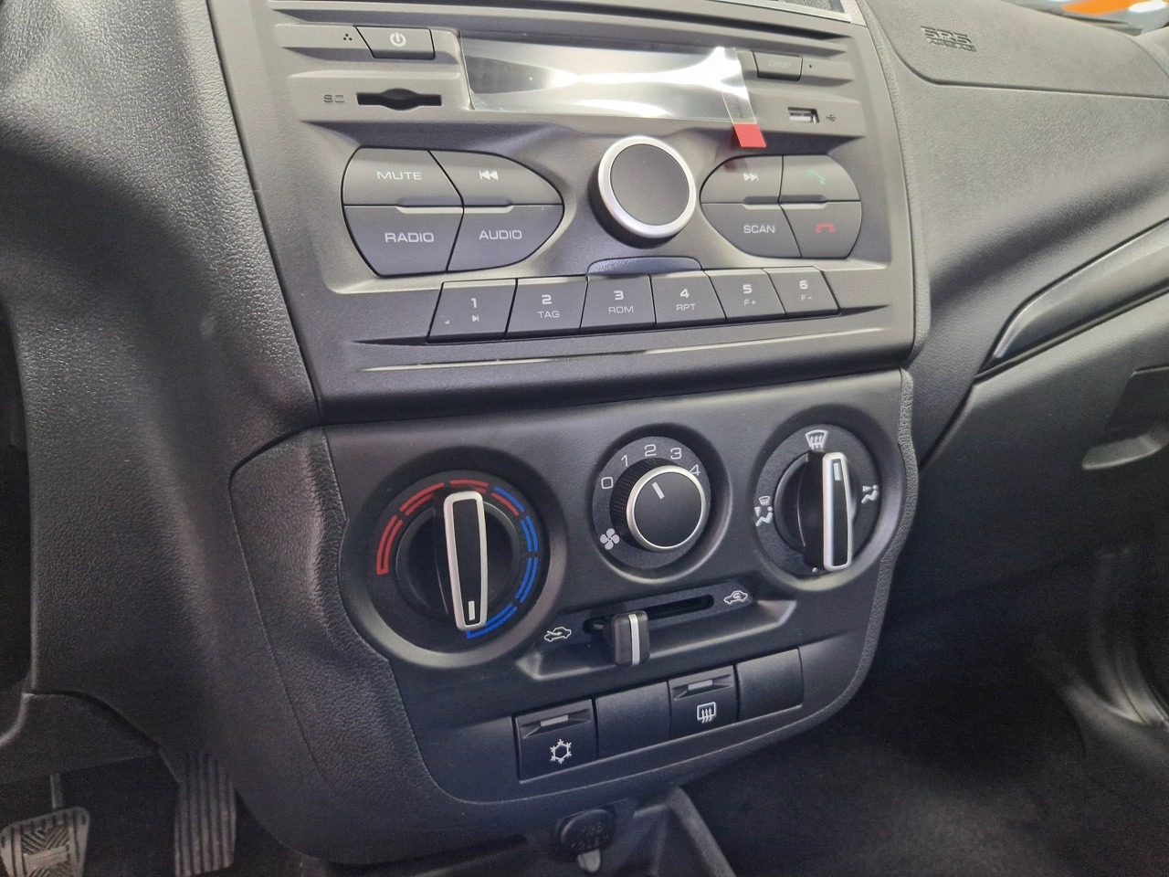 Легковой автотранспорт - LADA Granta 1.6 MT (106 л.с.)