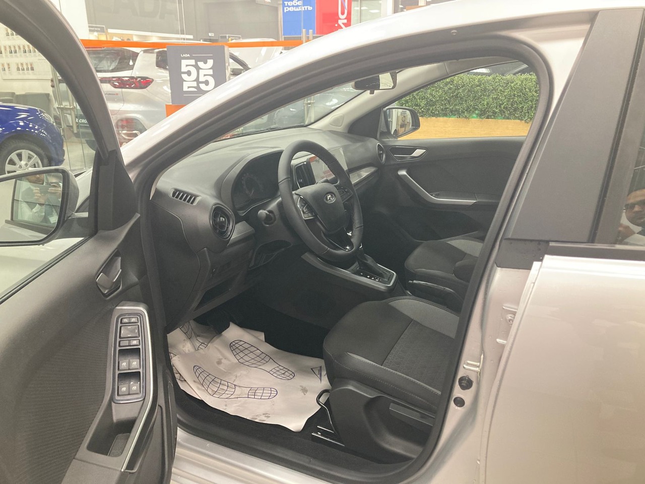 Легковой автотранспорт - LADA Iskra 1.6 CVT (106 л.с.)