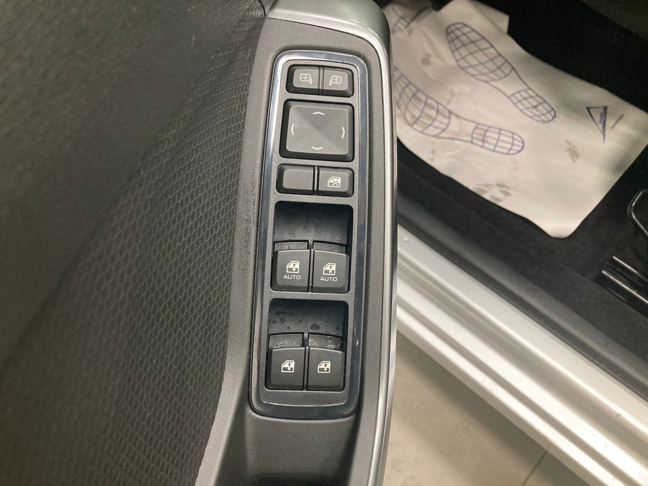 Легковой автотранспорт - LADA Iskra 1.6 CVT (106 л.с.)