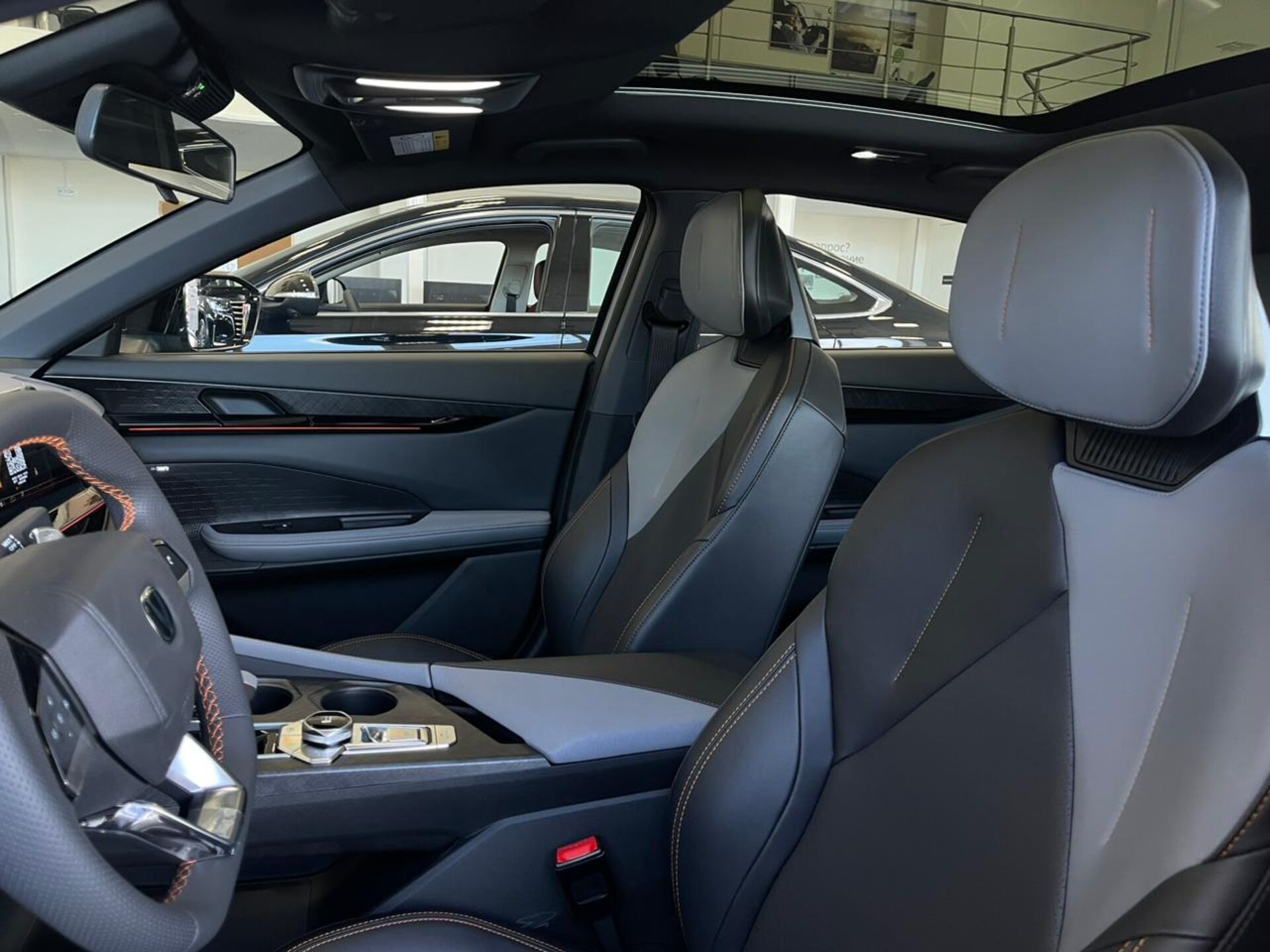 Легковой автотранспорт - CHANGAN UNI-V 1.5 AMT (181 л.с.)