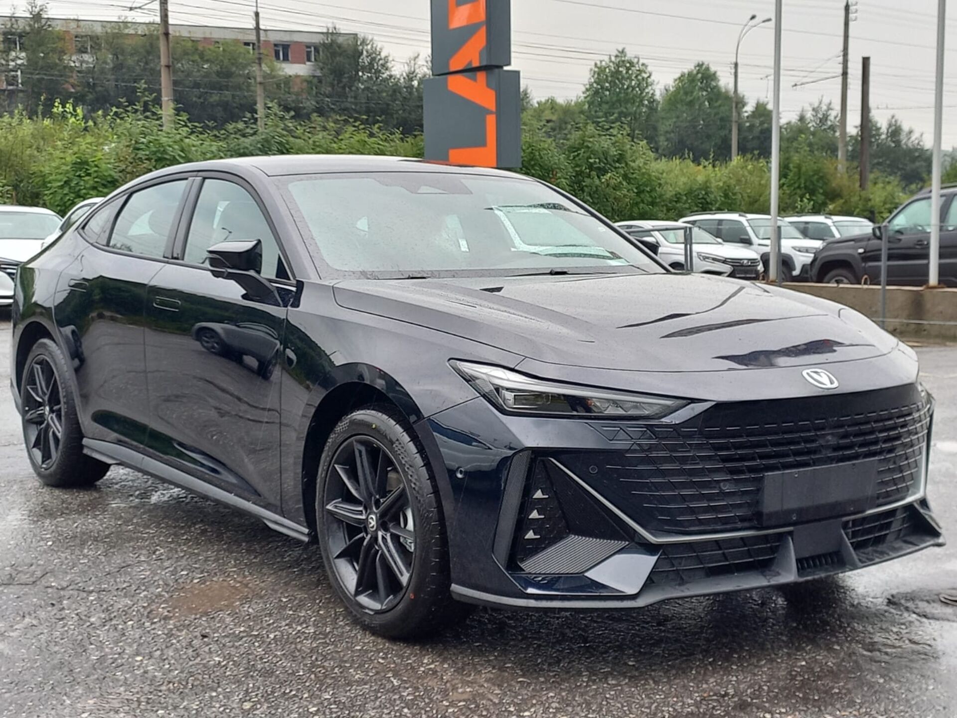 Легковой автотранспорт - CHANGAN UNI-V 1.5 AMT (181 л.с.)