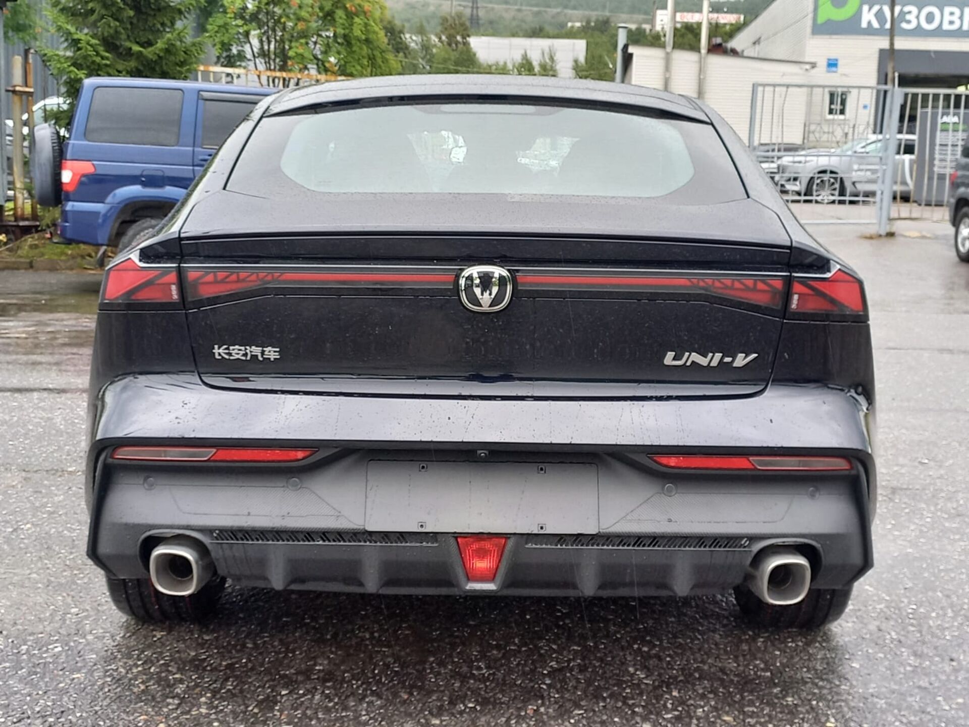 Легковой автотранспорт - CHANGAN UNI-V 1.5 AMT (181 л.с.)