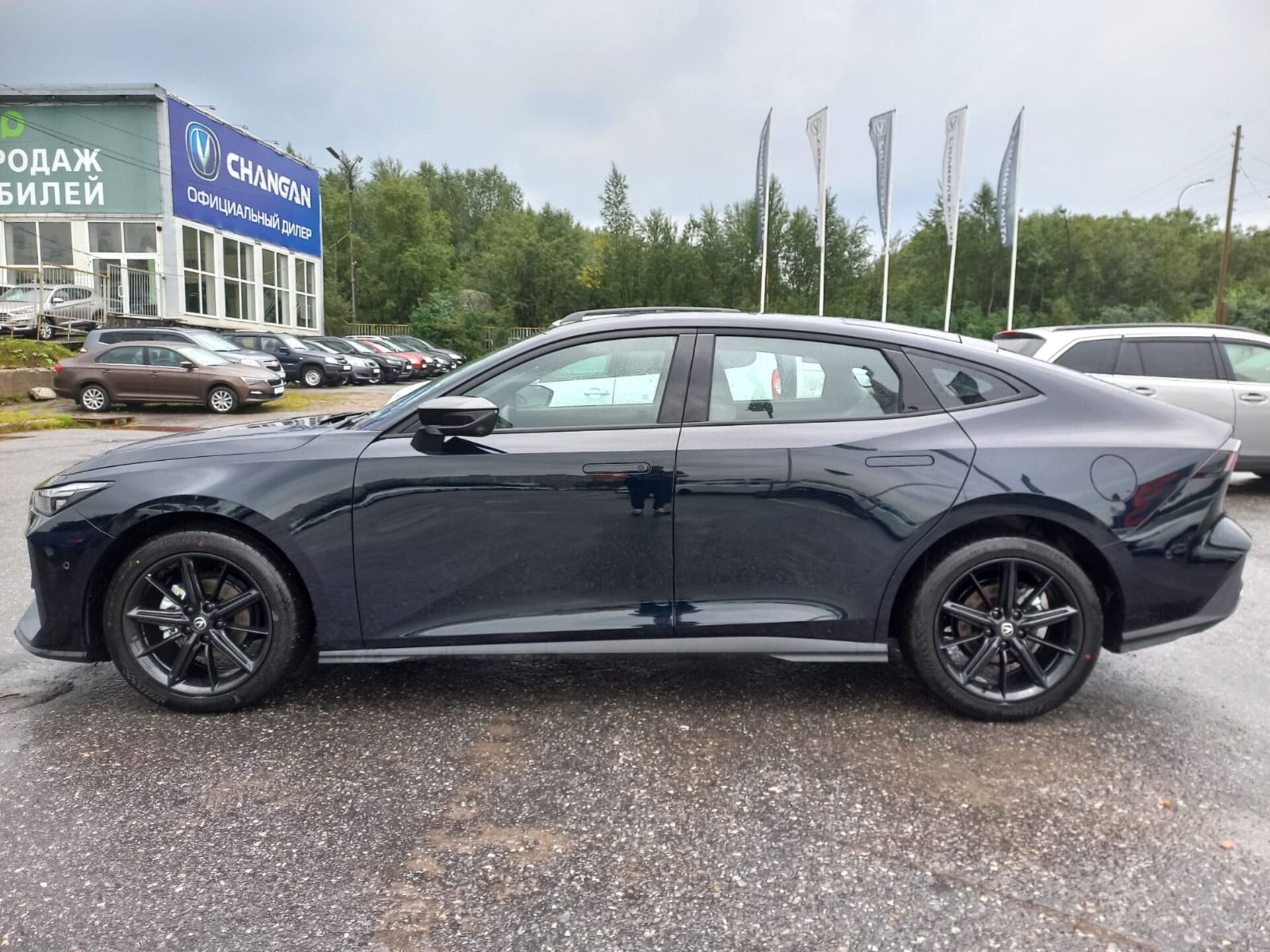 Легковой автотранспорт - CHANGAN UNI-V 1.5 AMT (181 л.с.)