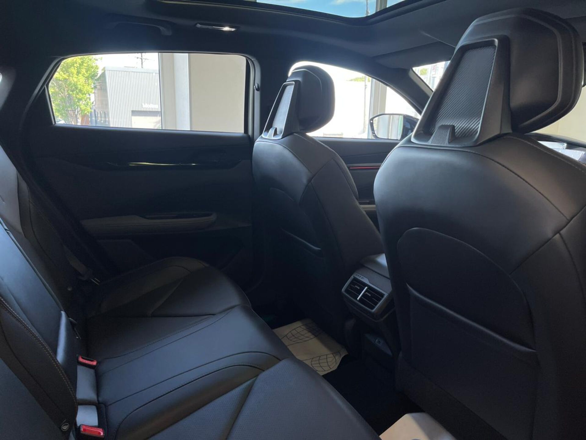 Легковой автотранспорт - CHANGAN UNI-V 1.5 AMT (181 л.с.)