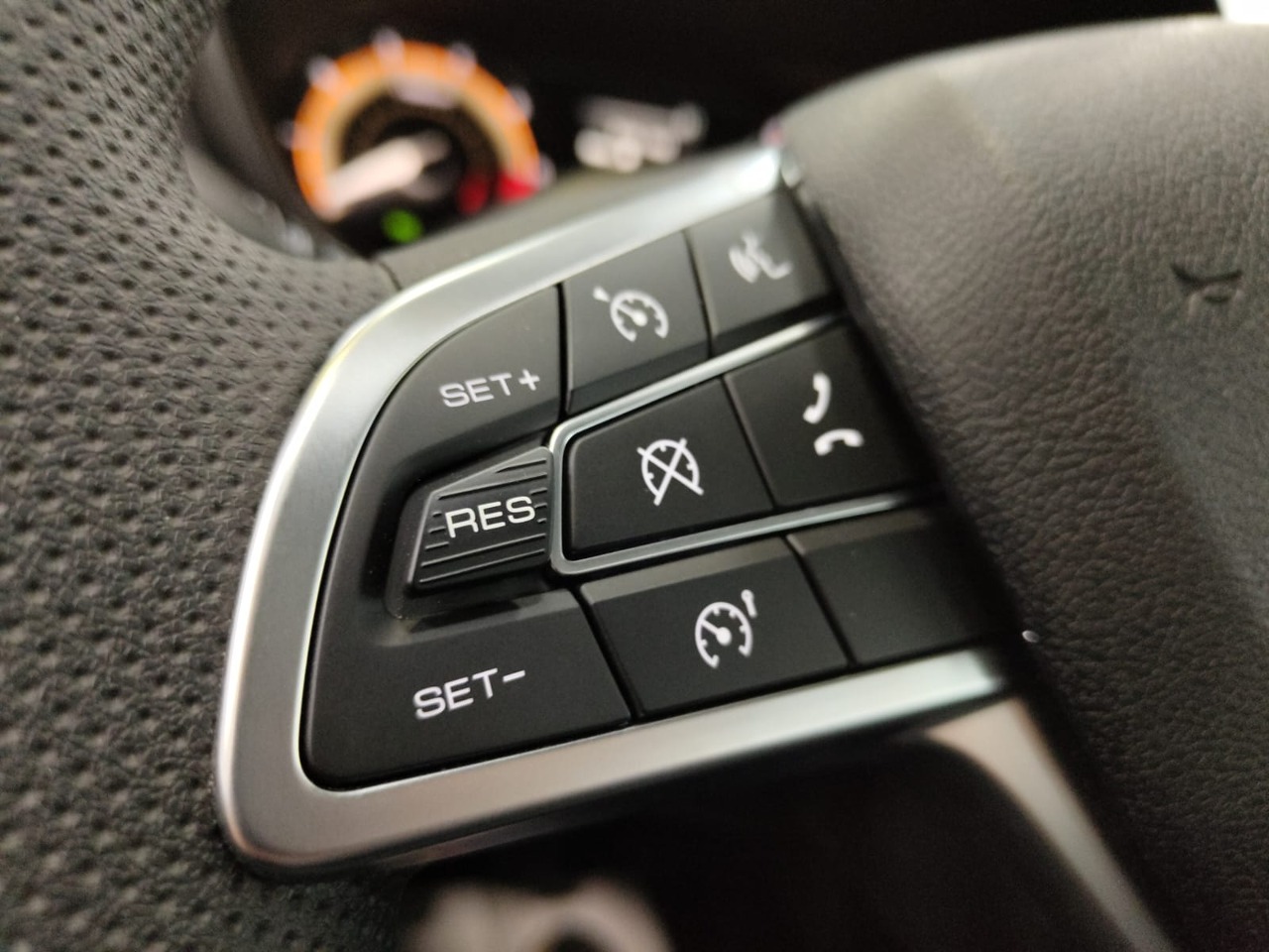 Легковой автотранспорт - LADA Vesta 1.6 MT (106 л.с.)