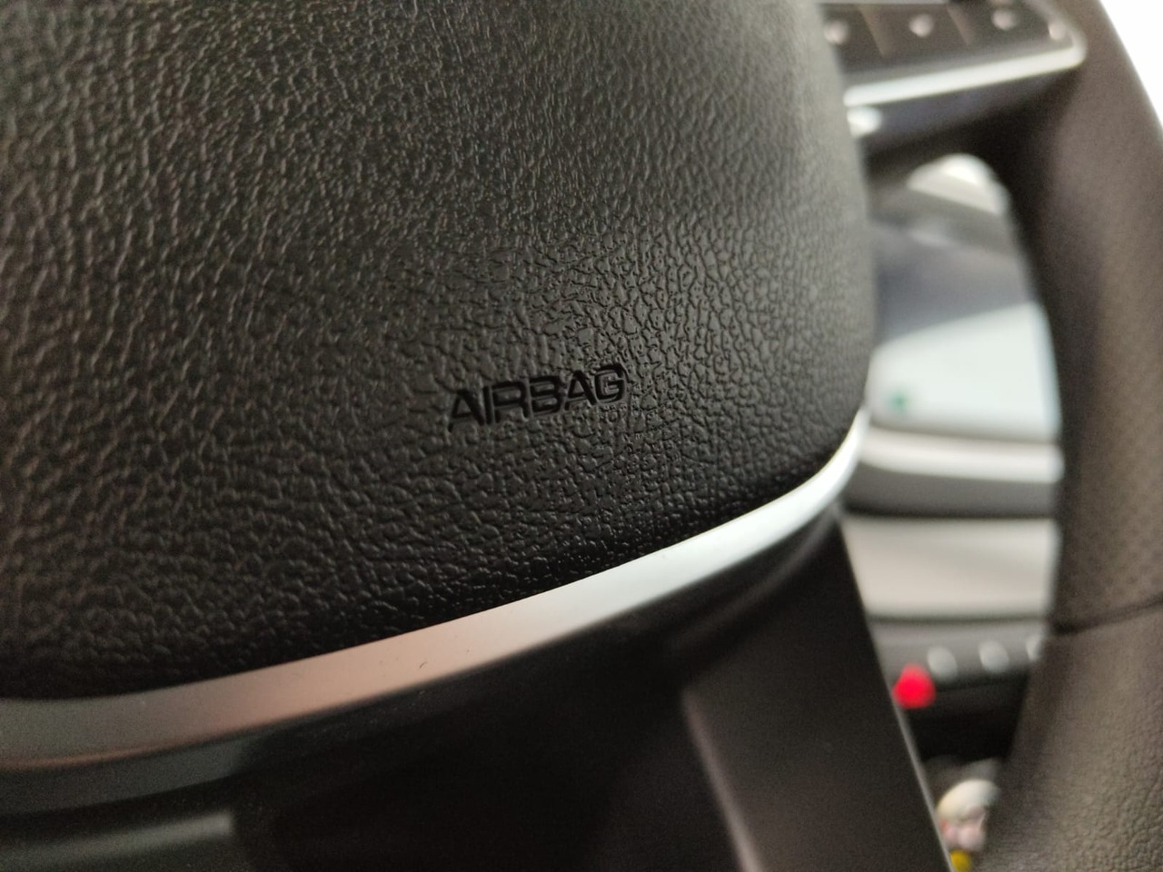 Легковой автотранспорт - LADA Vesta 1.6 MT (106 л.с.)