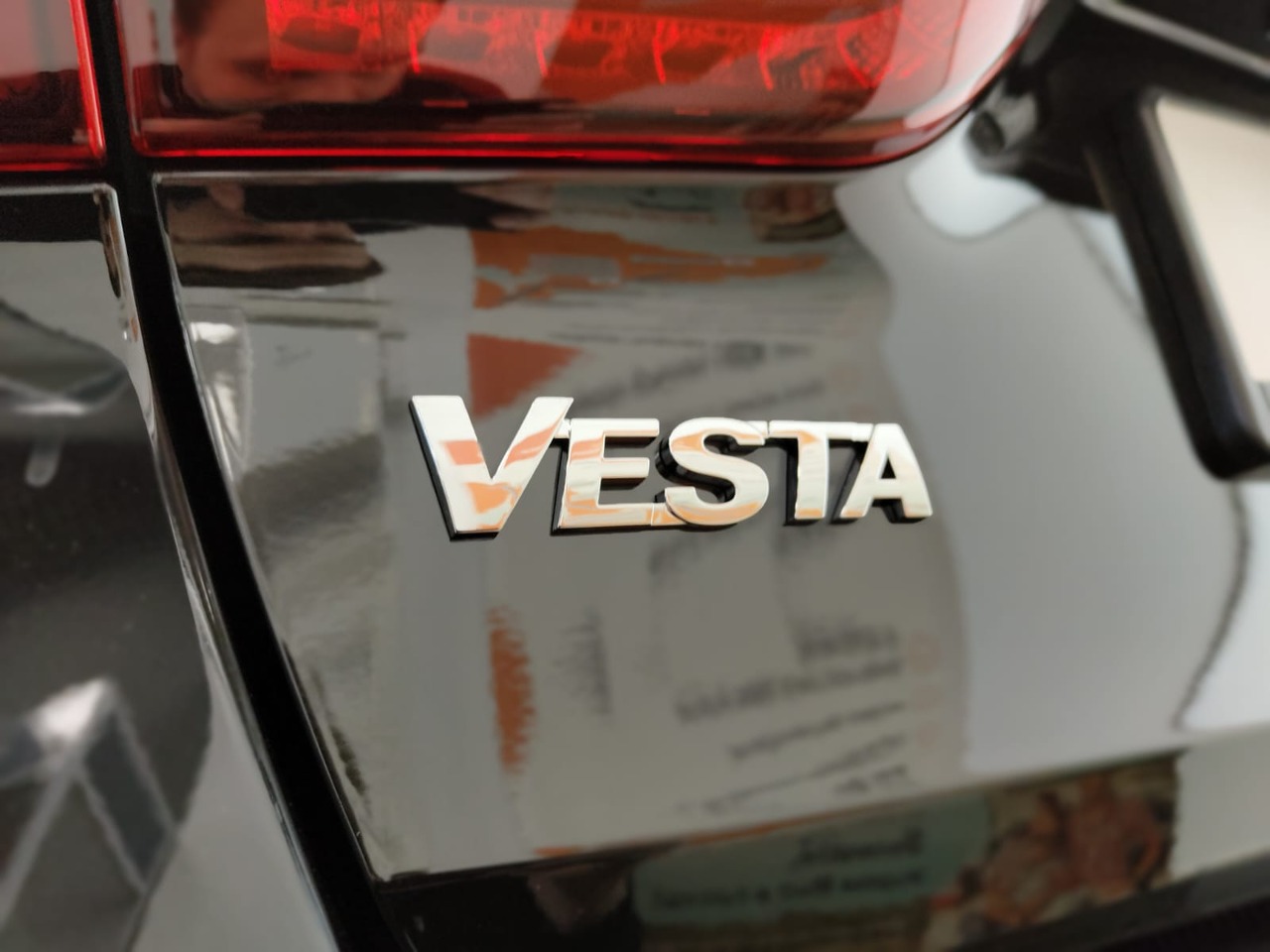 Легковой автотранспорт - LADA Vesta 1.6 MT (106 л.с.)