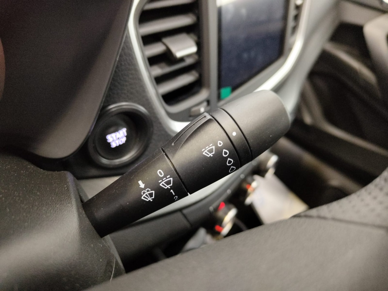 Легковой автотранспорт - LADA Vesta 1.6 MT (106 л.с.)