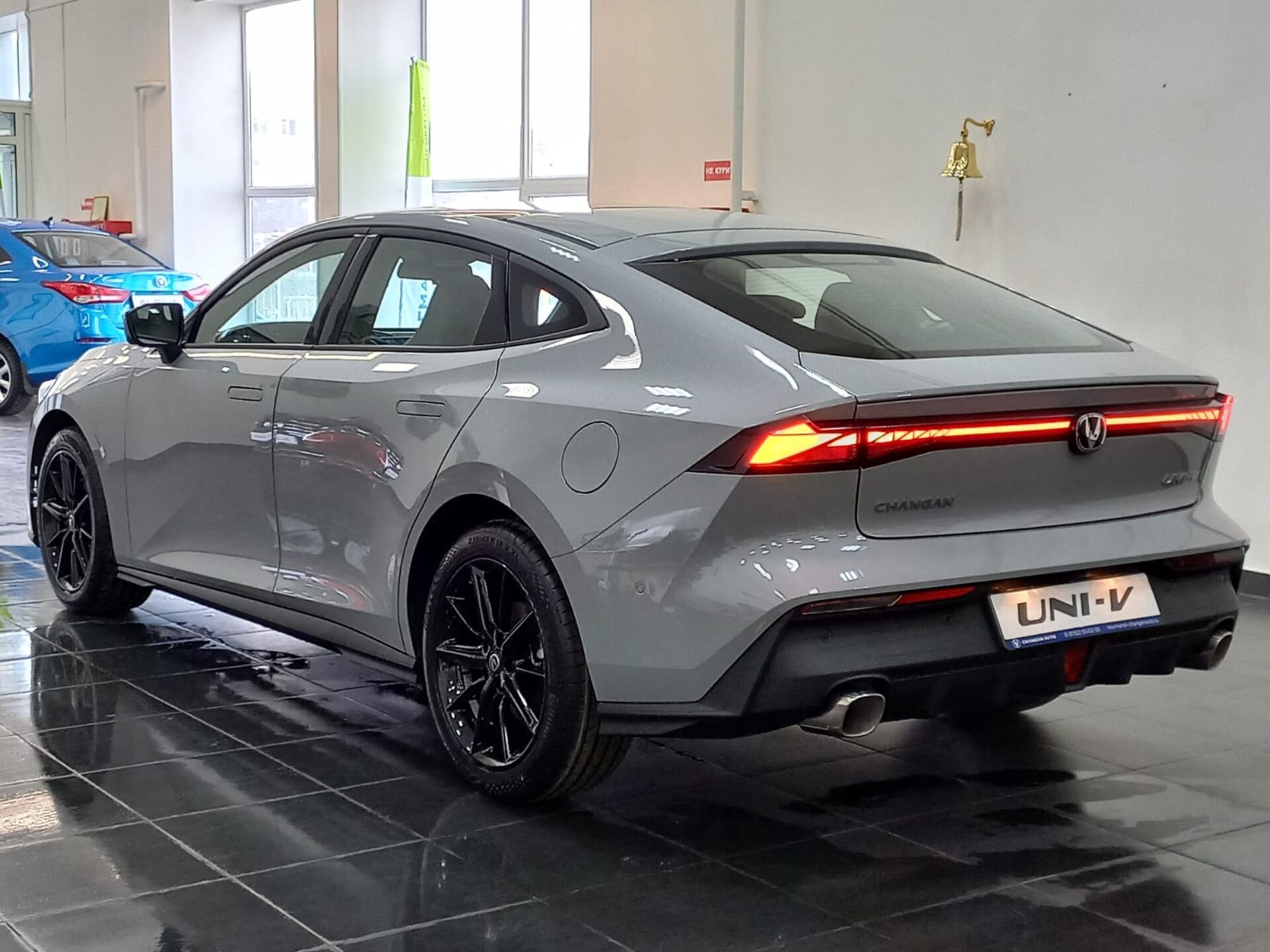 Легковой автотранспорт - CHANGAN UNI-V 1.5 AMT (181 л.с.)