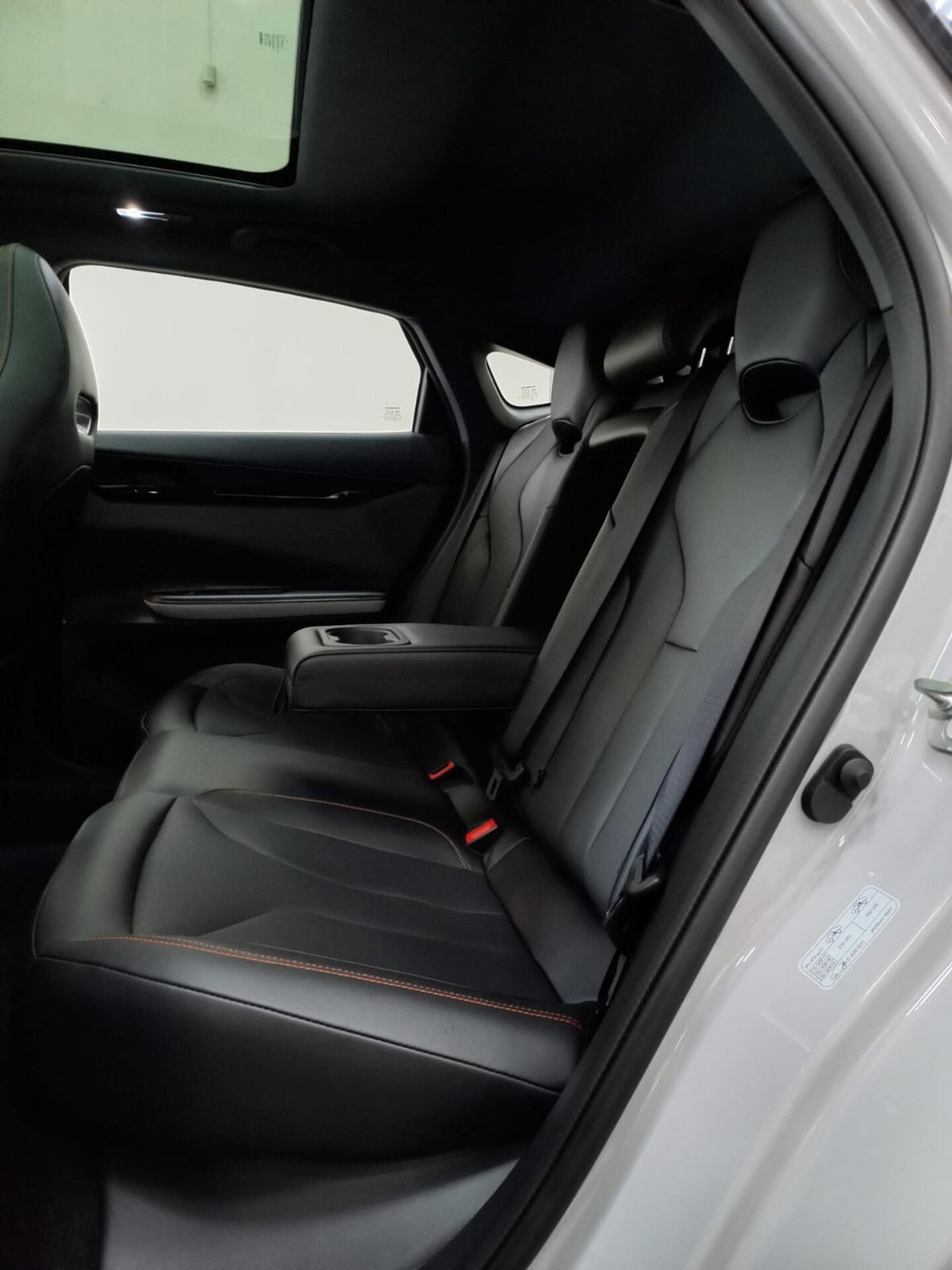 Легковой автотранспорт - CHANGAN UNI-V 1.5 AMT (181 л.с.)