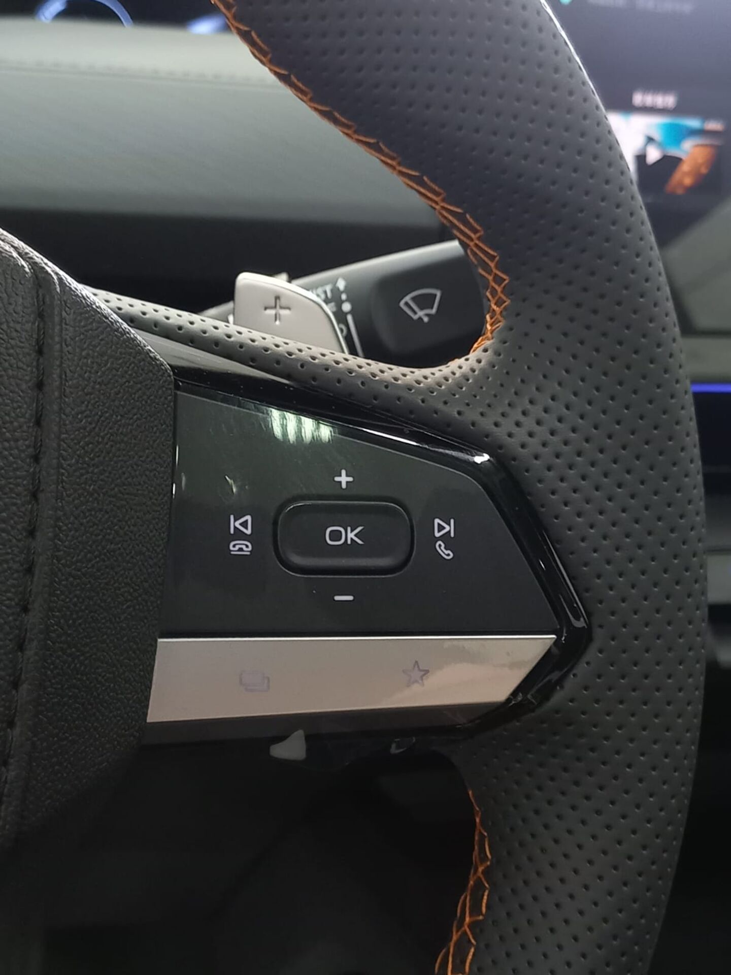 Легковой автотранспорт - CHANGAN UNI-V 1.5 AMT (181 л.с.)