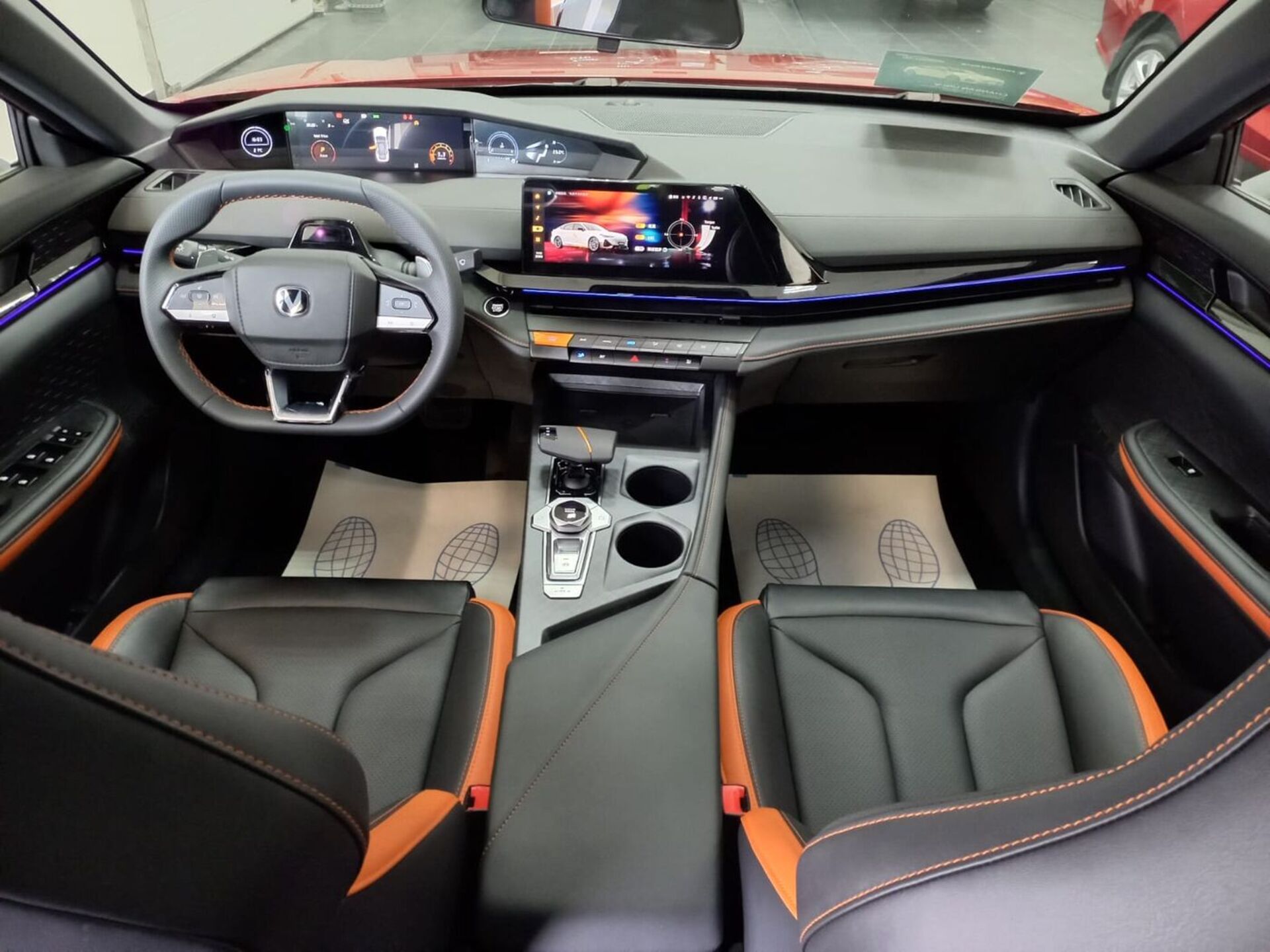 Легковой автотранспорт - CHANGAN UNI-V 1.5 AMT (181 л.с.)