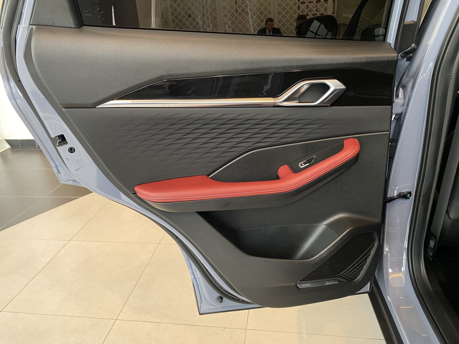 Легковой автотранспорт - GEELY Coolray 