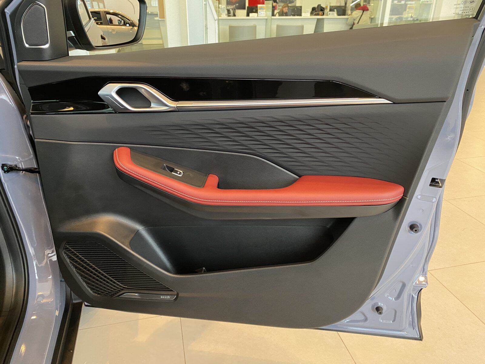 Легковой автотранспорт - GEELY Coolray 
