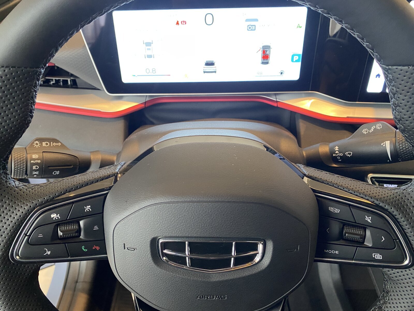 Легковой автотранспорт - GEELY Coolray 