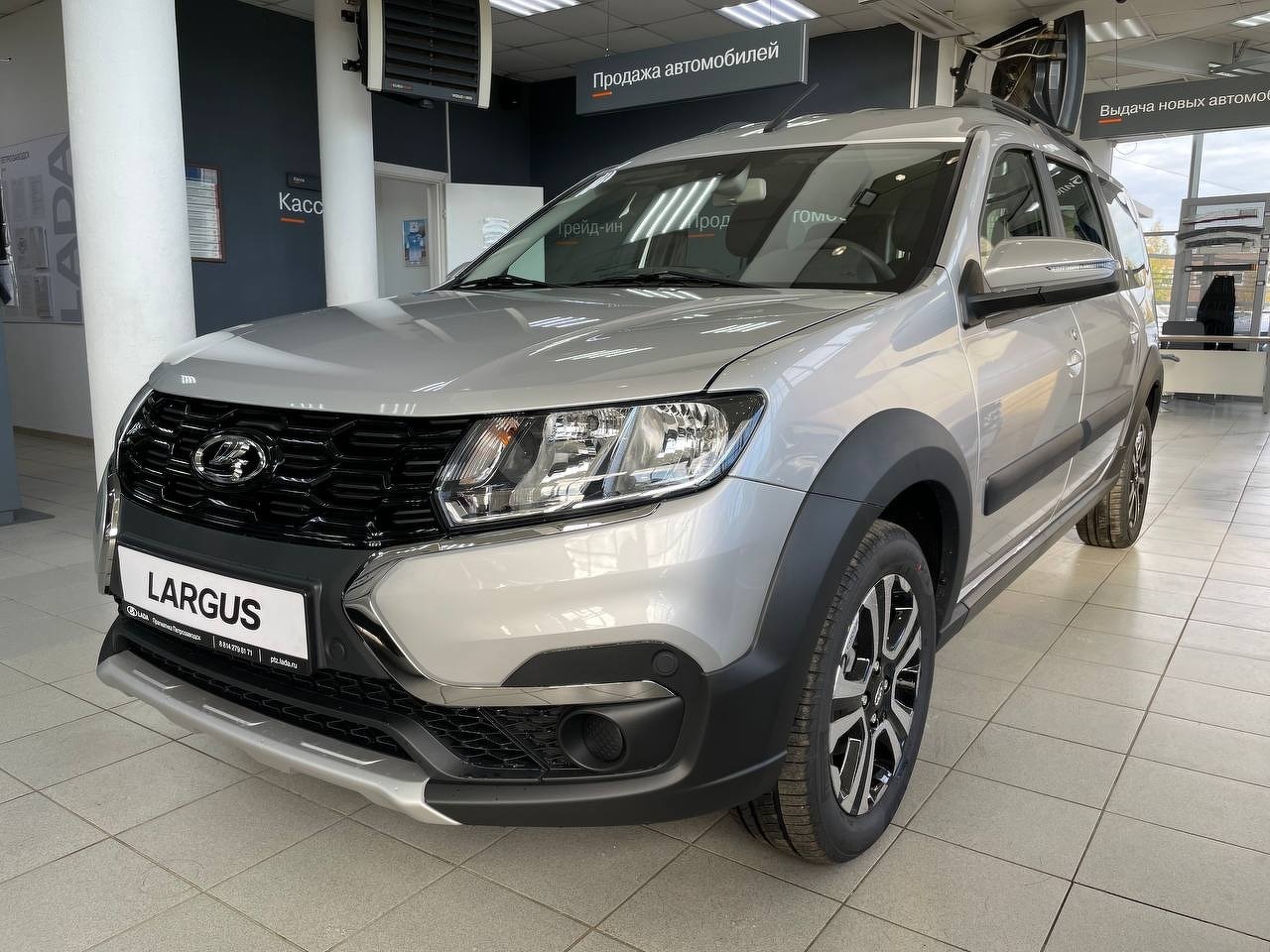 Легковой автотранспорт - LADA Largus Cross 1.6 MT (106 л.с.)