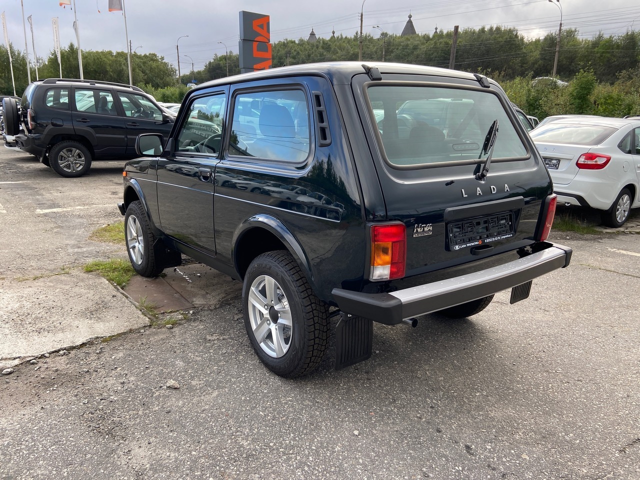 Легковой автотранспорт - LADA Niva Legend 1.7 MT (83 л.с.) 4WD