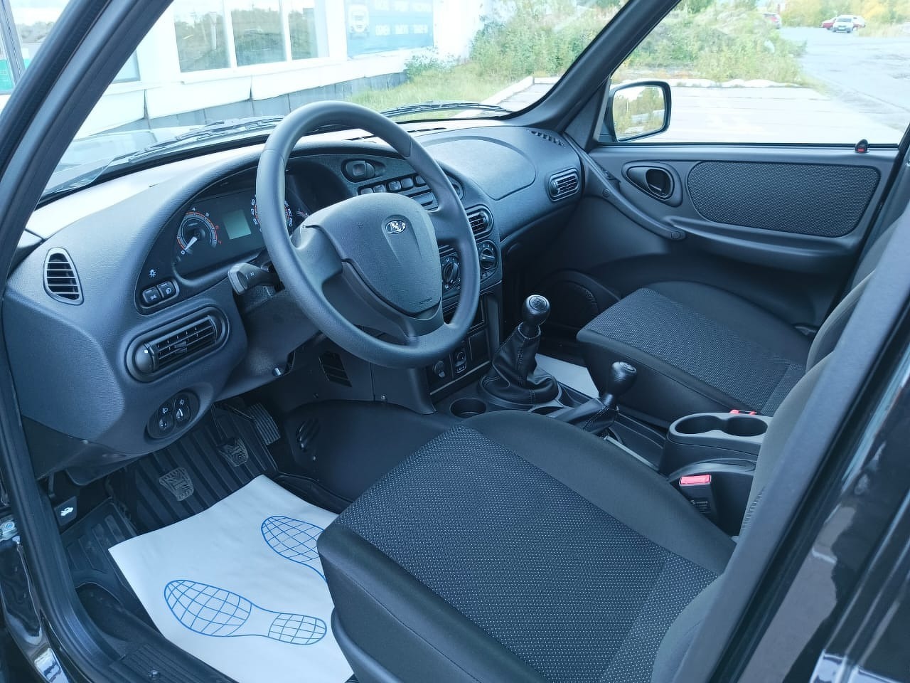 Легковой автотранспорт - LADA Niva Travel 1.7 MT (83 л.с.) 4WD