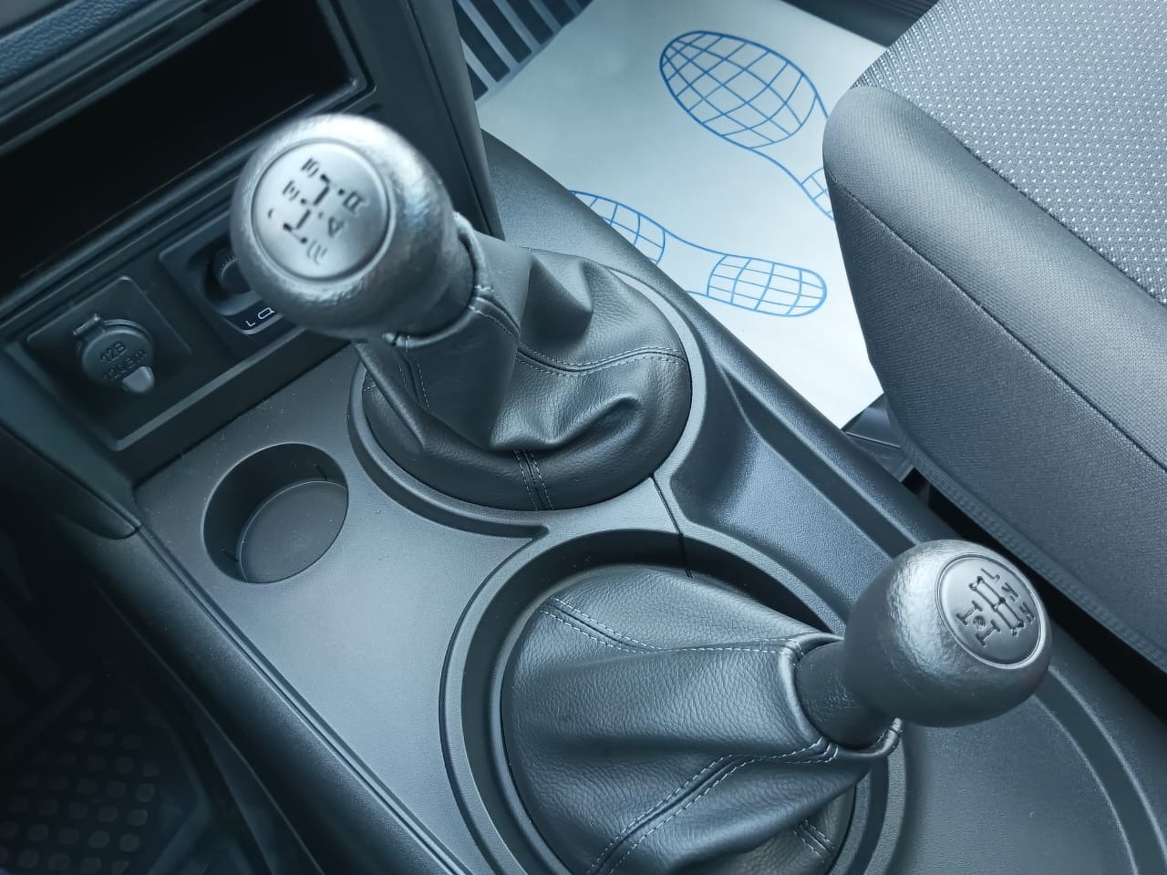 Легковой автотранспорт - LADA Niva Travel 1.7 MT (83 л.с.) 4WD