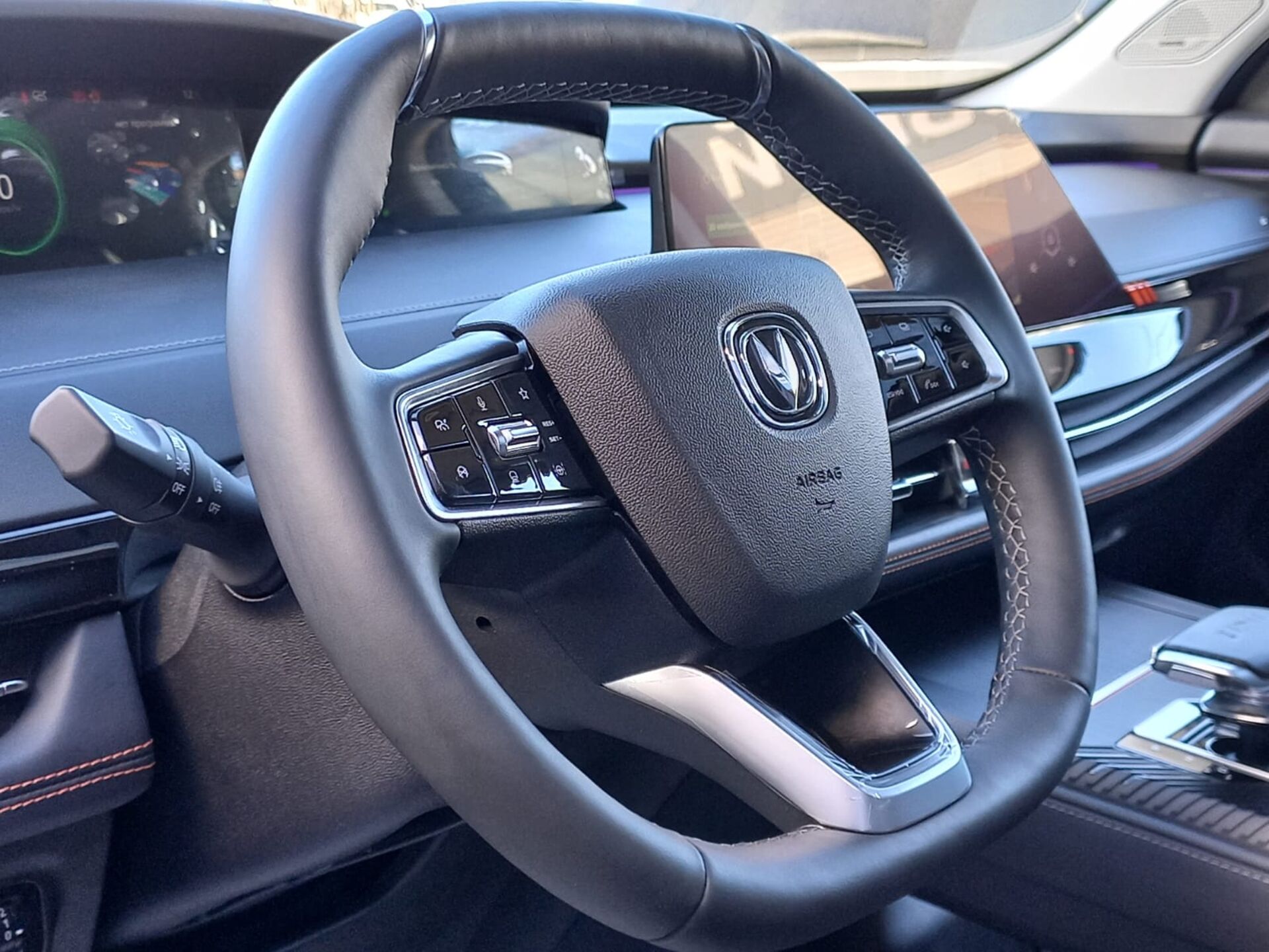 Легковой автотранспорт - CHANGAN UNI-K 2.0 AT (226 л.с.) 4WD