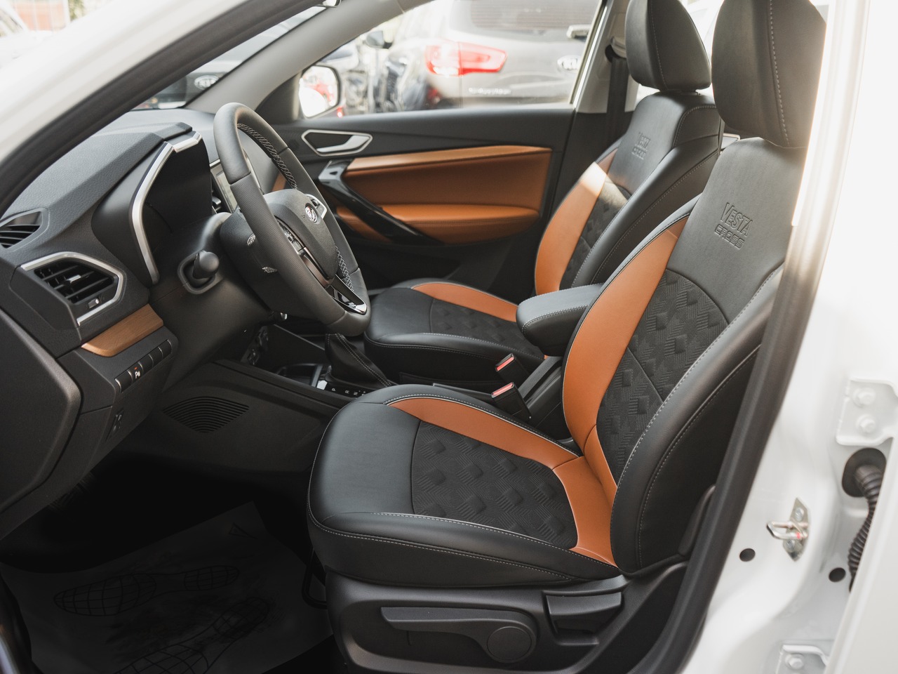 Легковой автотранспорт - Vesta SW 1.8 CVT (122 л.с.)