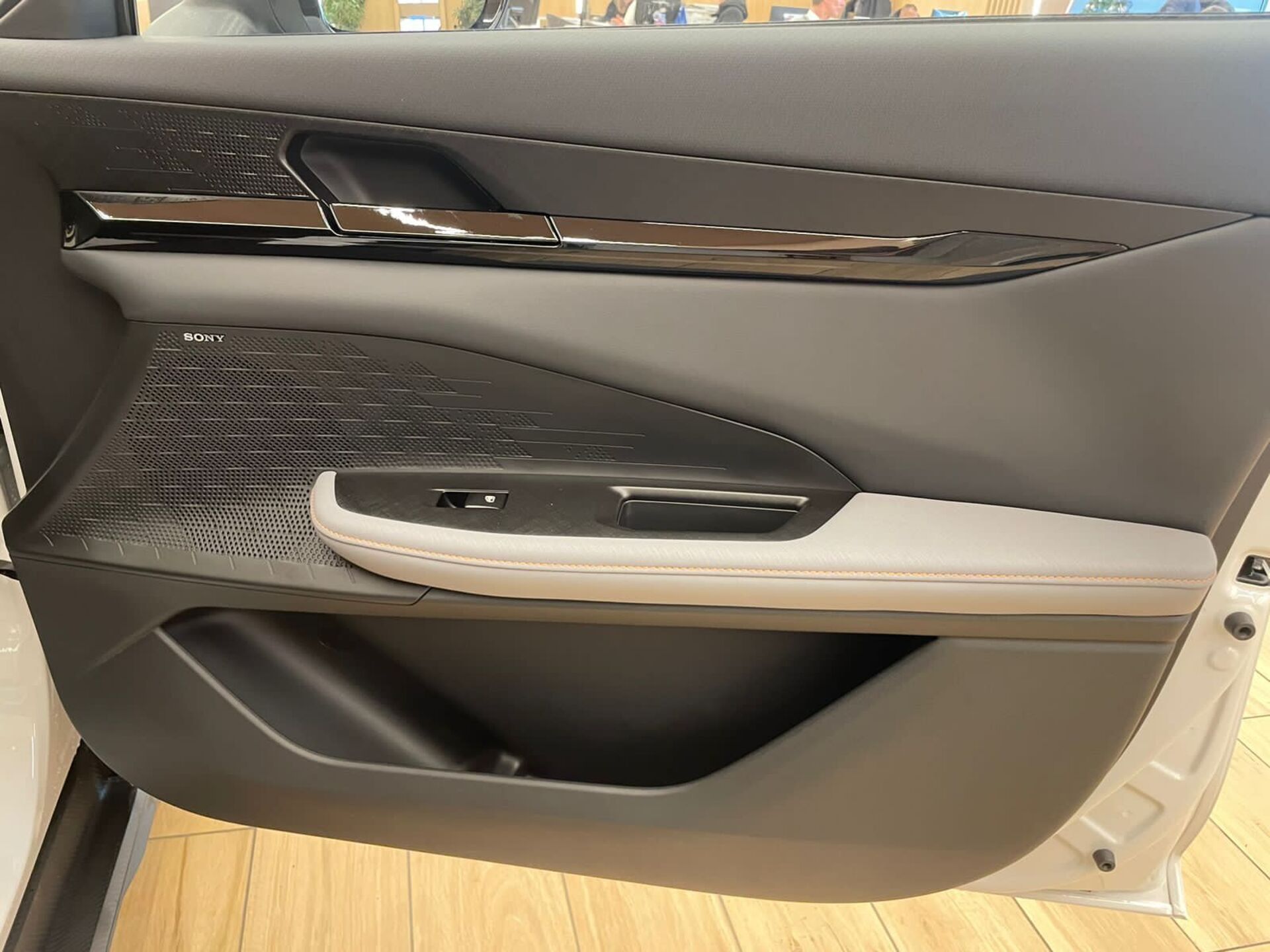 Легковой автотранспорт - CHANGAN UNI-V 1.5 AMT (181 л.с.)