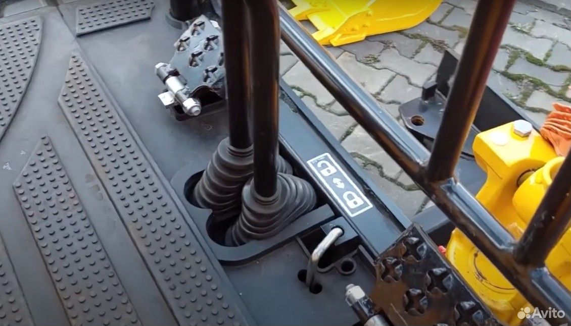 Экскаваторы - LONKING CDM6016