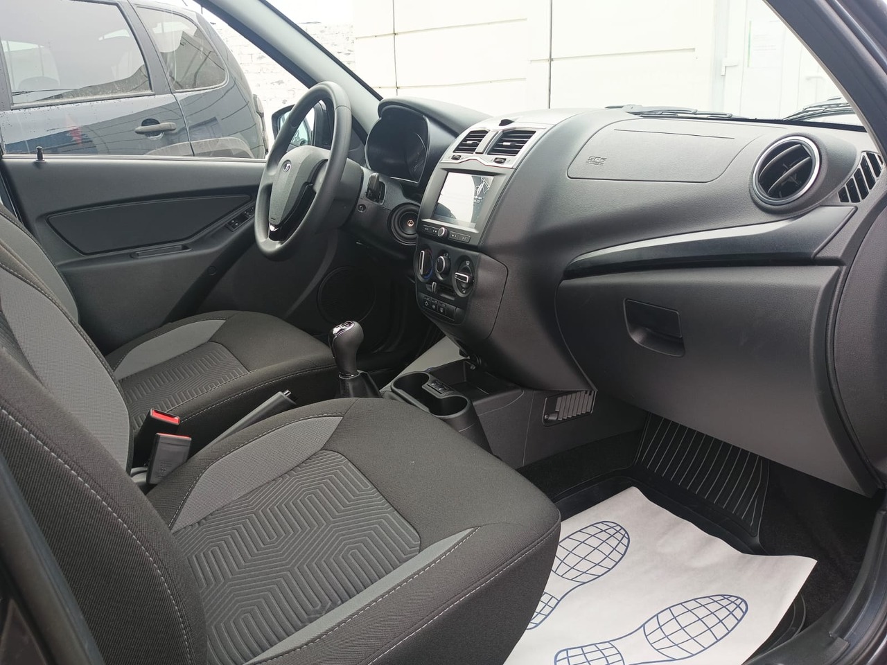 Легковой автотранспорт - Granta 1.6 MT (90 л.с.)