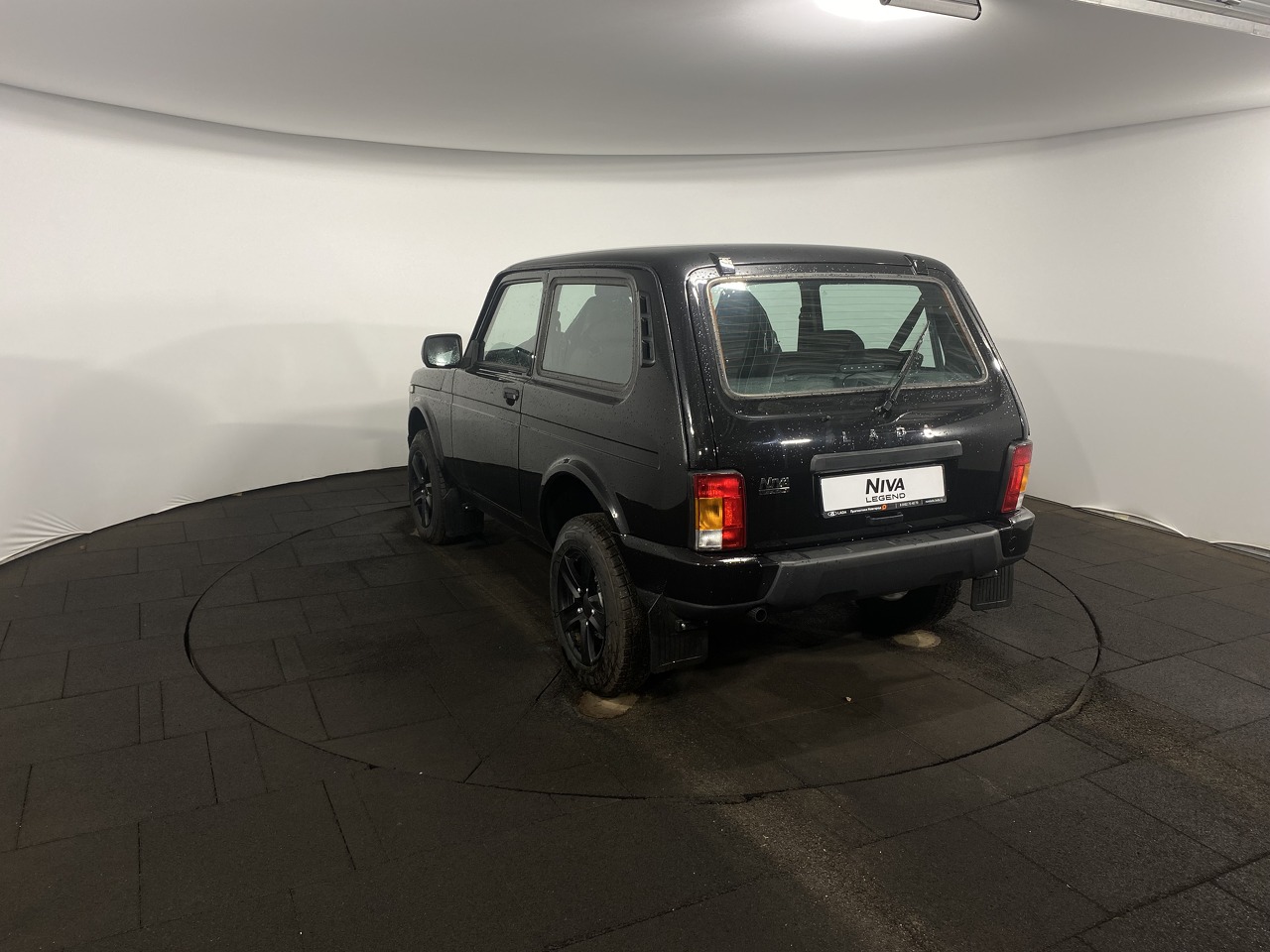 Легковой автотранспорт - LADA Niva Legend 1.7 MT (83 л.с.) 4WD