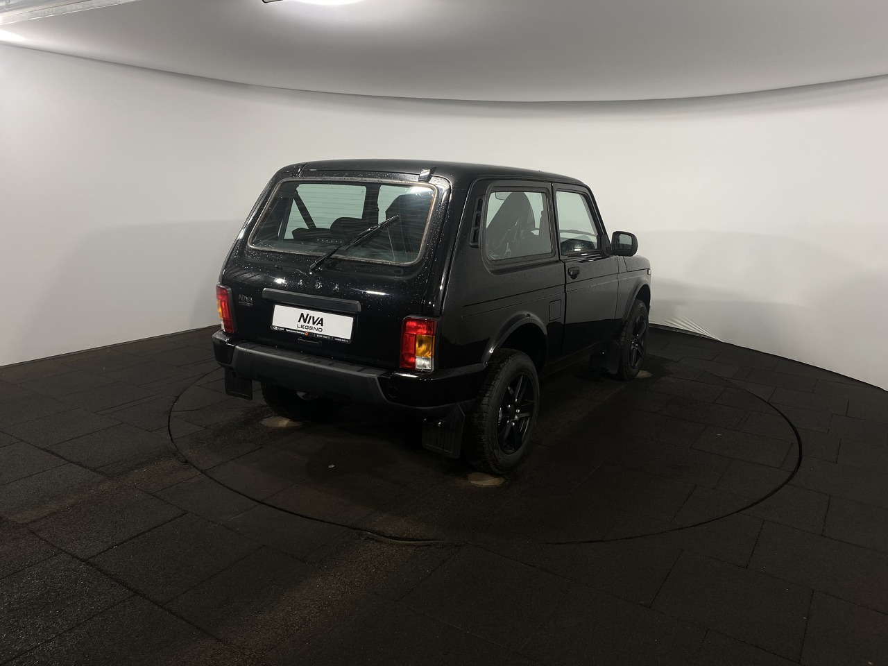 Легковой автотранспорт - LADA Niva Legend 1.7 MT (83 л.с.) 4WD