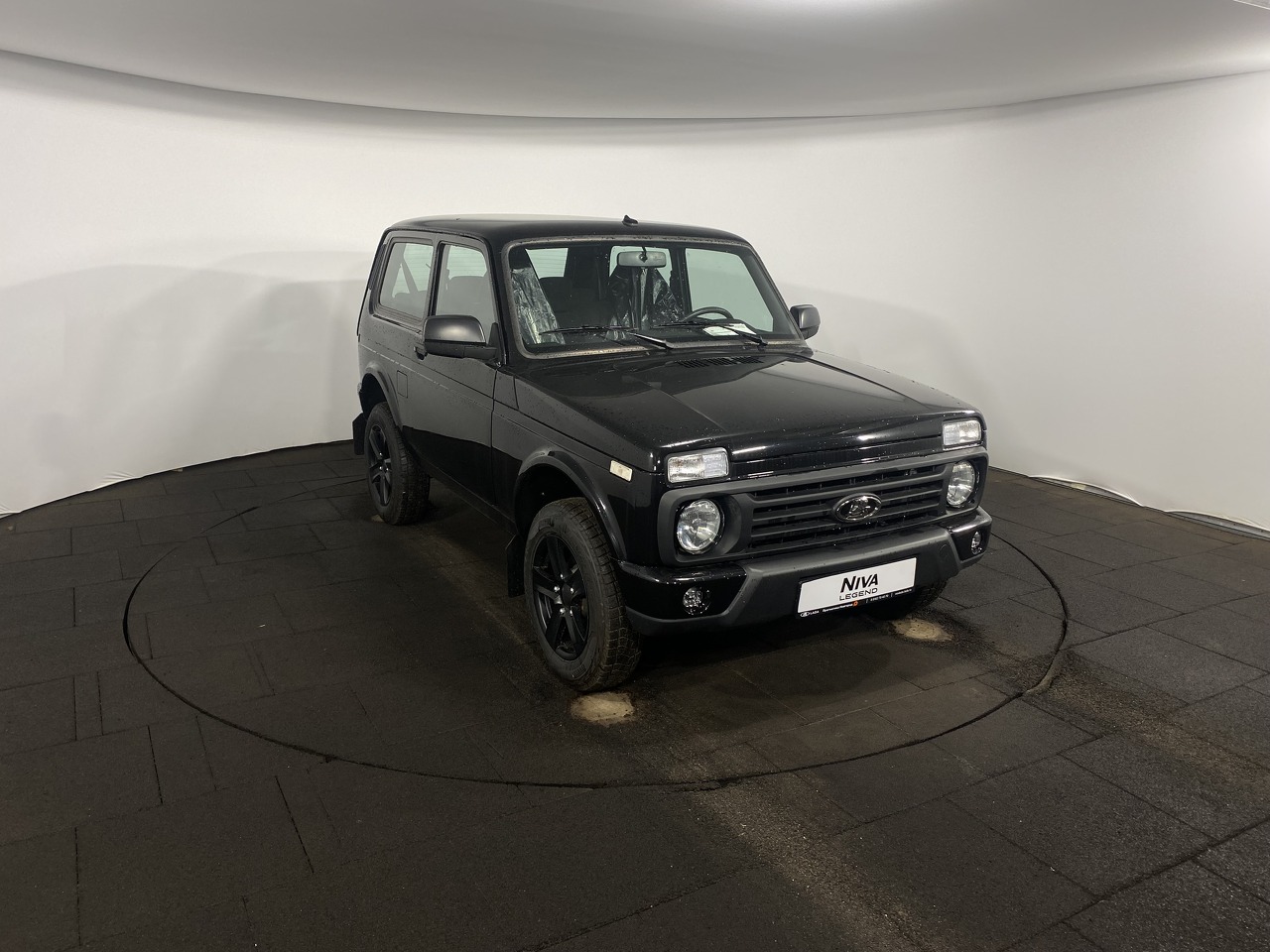 Легковой автотранспорт - LADA Niva Legend 1.7 MT (83 л.с.) 4WD