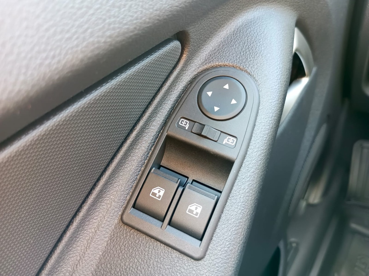 Легковой автотранспорт - LADA Granta 1.6 MT (90 л.с.)