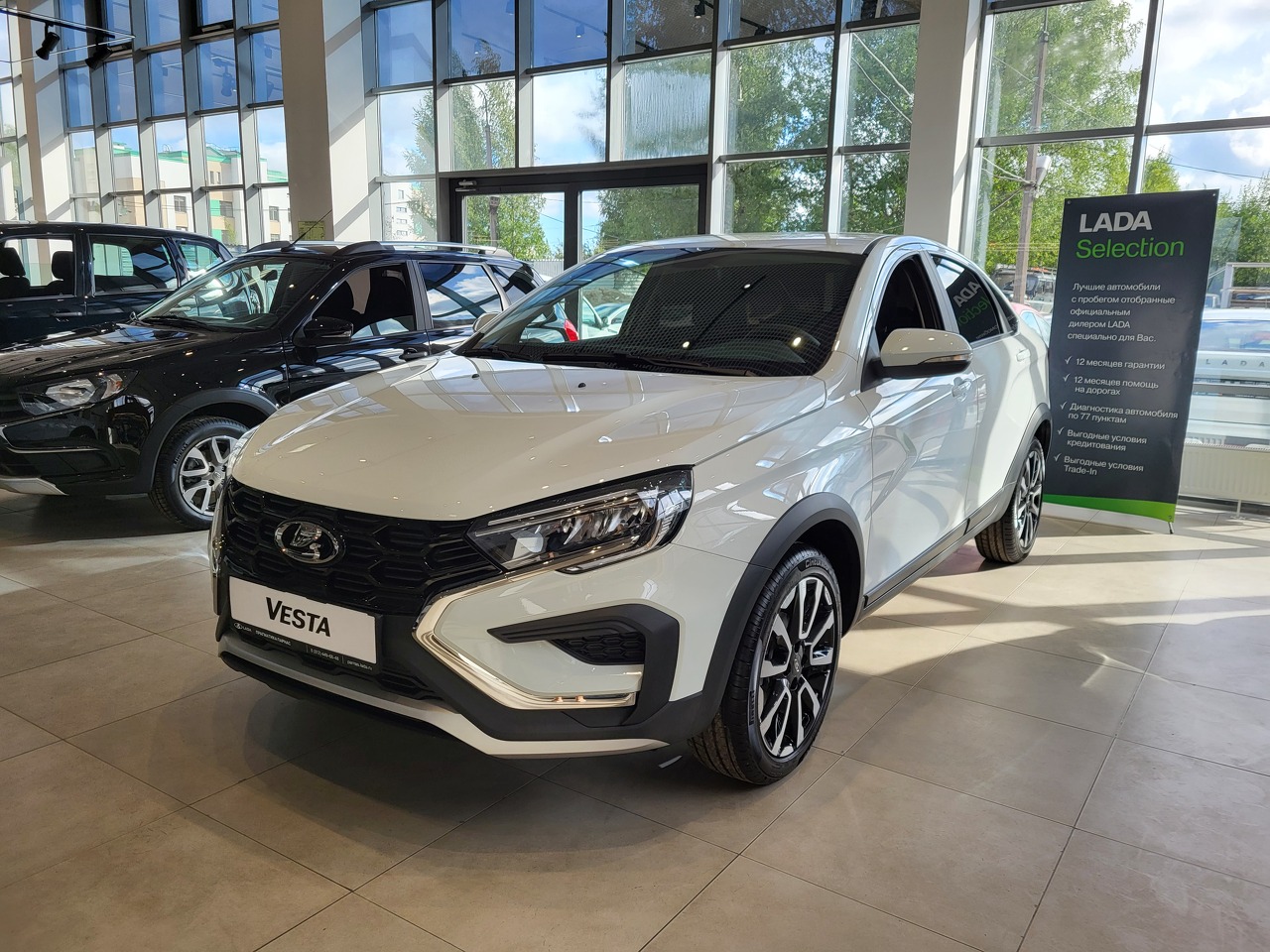 Легковой автотранспорт - Vesta Cross 1.6 MT (106 л.с.)