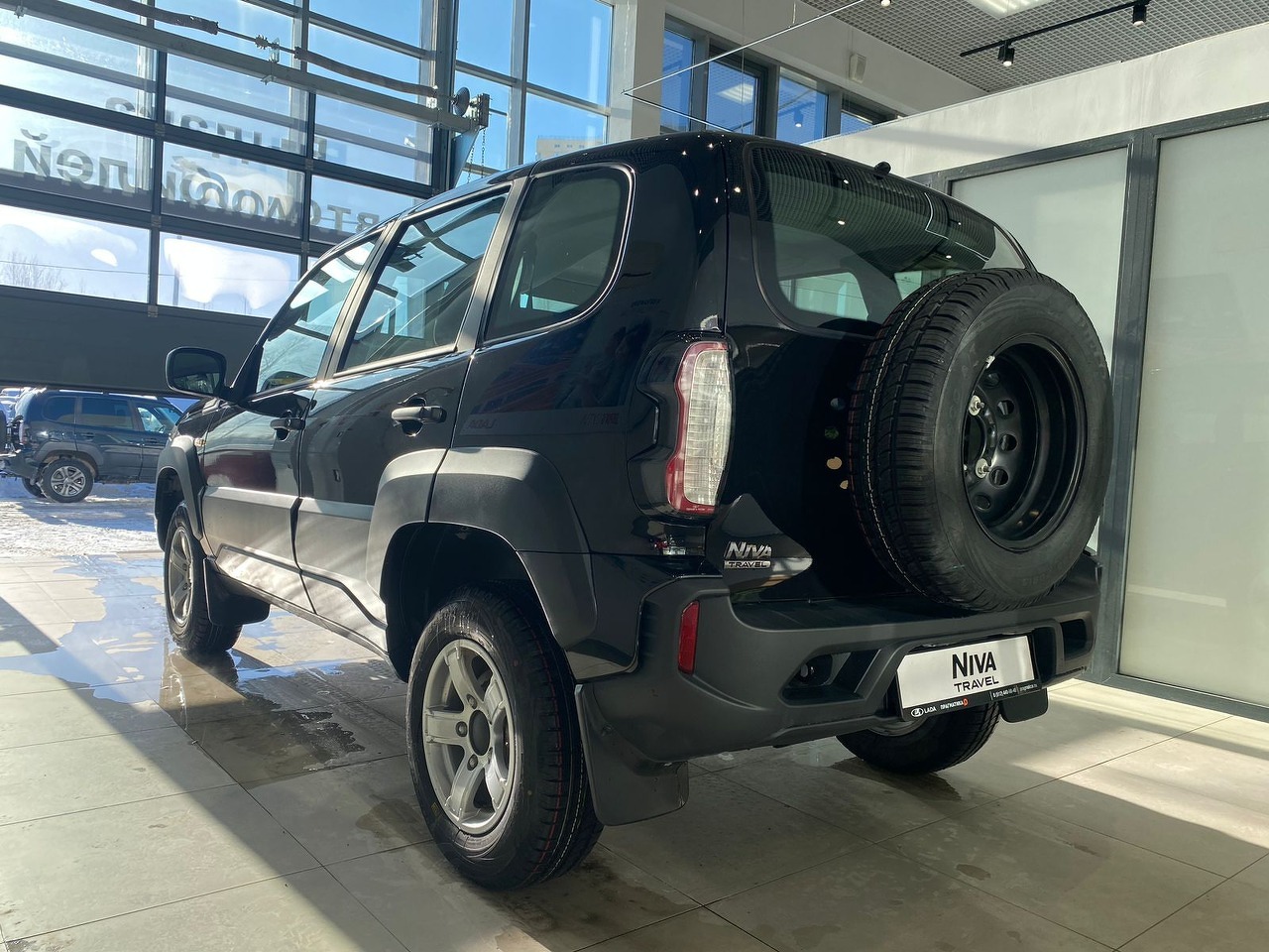 Легковой автотранспорт - LADA Niva Travel 1.7 MT (83 л.с.) 4WD