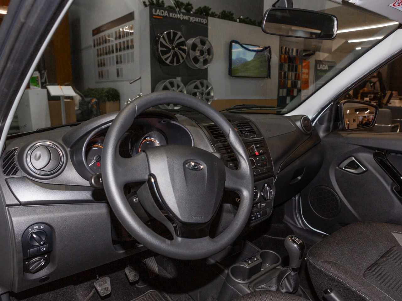 Легковой автотранспорт - Granta 1.6 MT (90 л.с.)