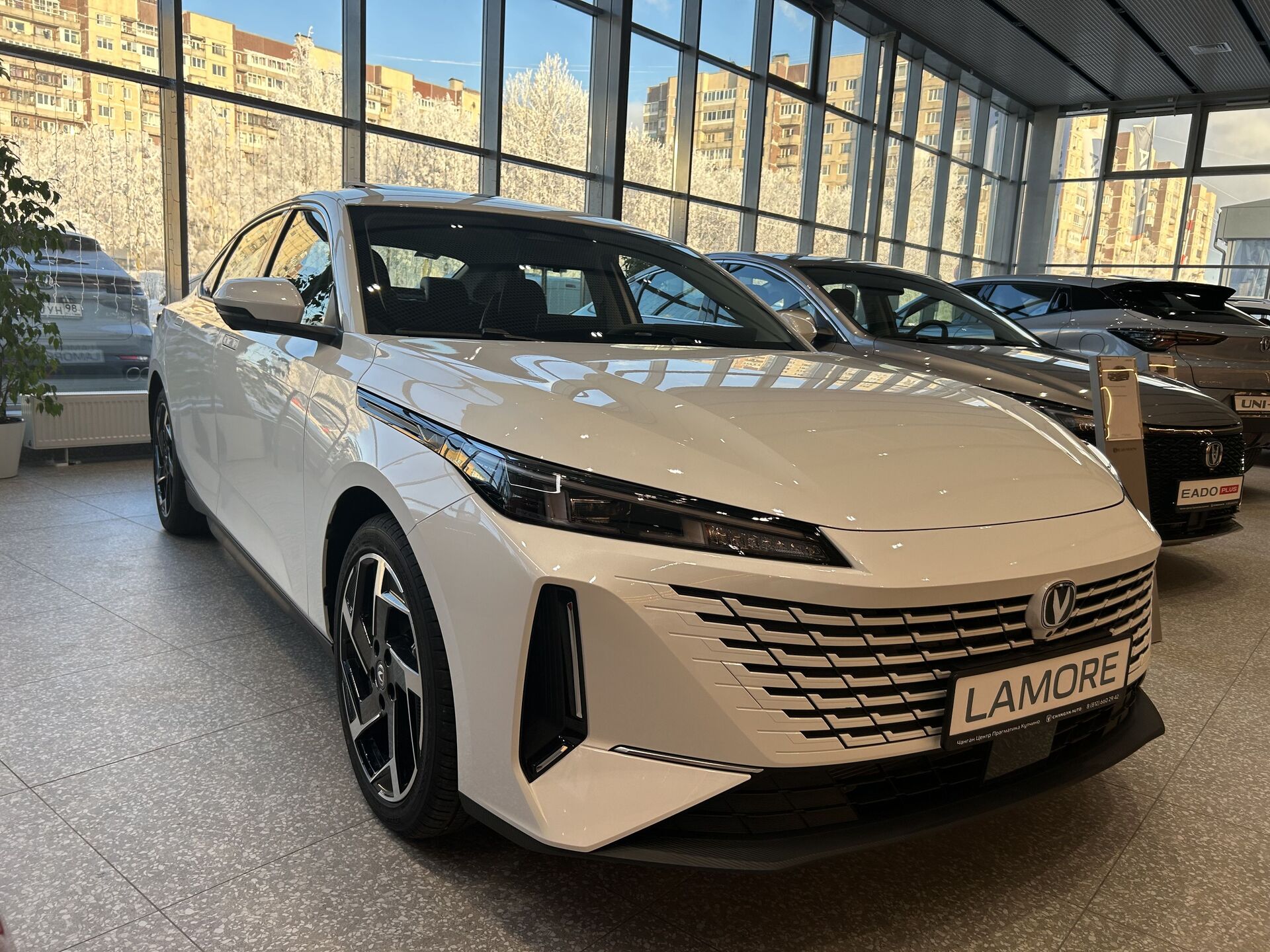 Легковой автотранспорт - CHANGAN Lamore 1.5 AMT (180 л.с.)