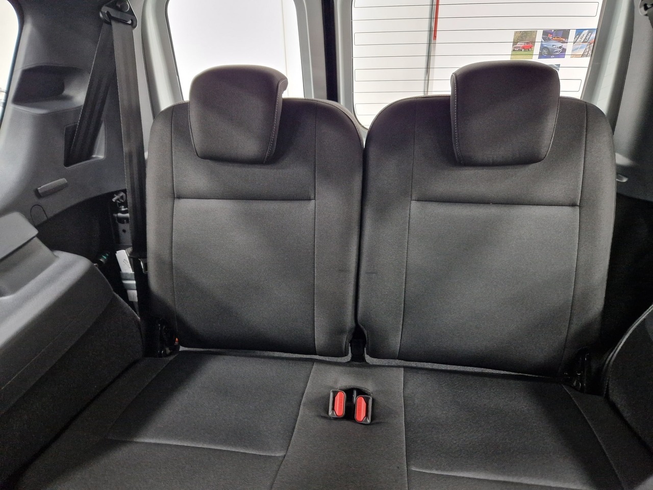 Легковой автотранспорт - LADA Largus 1.6 MT (106 л.с.)