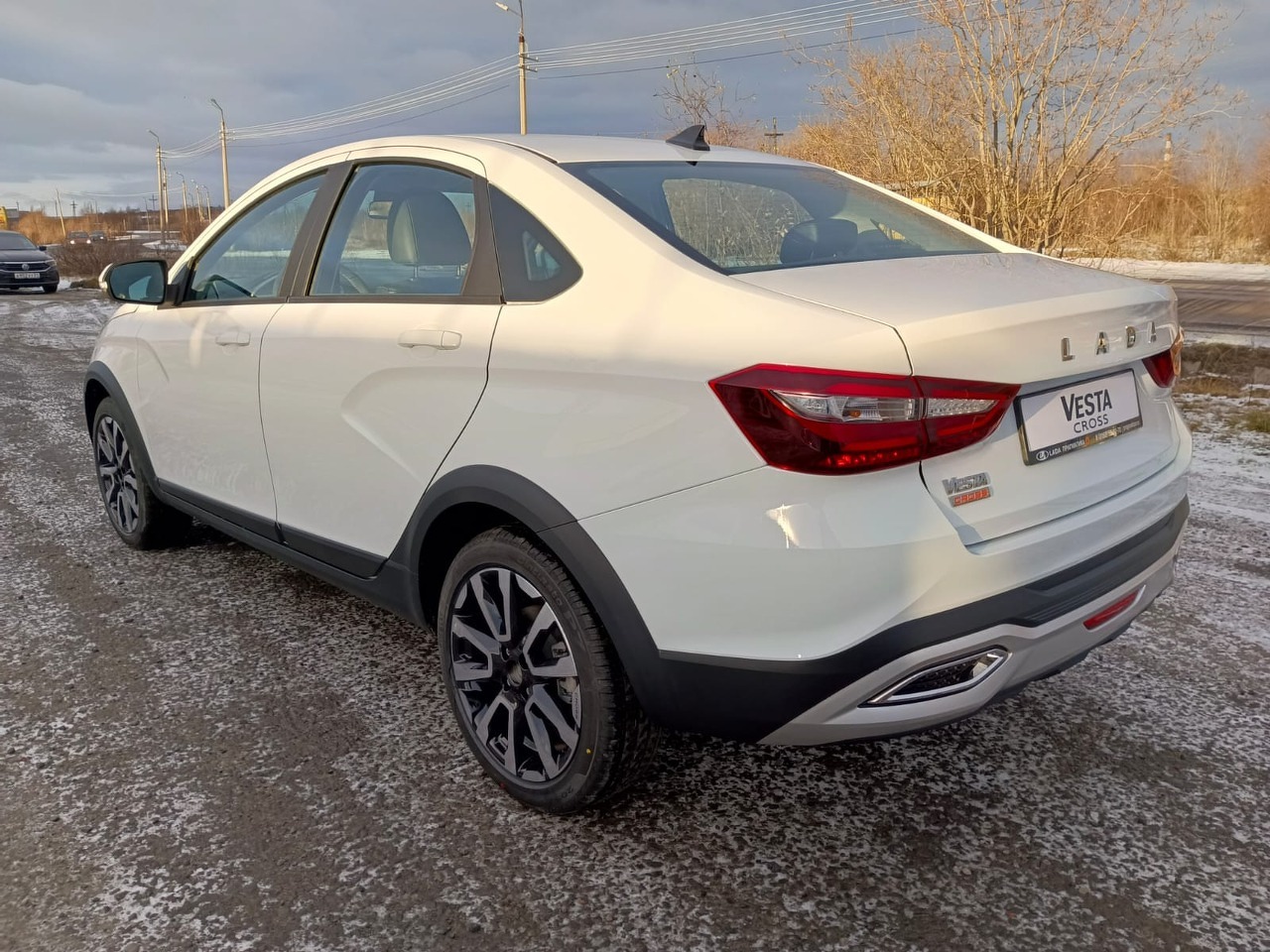 Легковой автотранспорт - Vesta Cross 1.6 MT (106 л.с.)