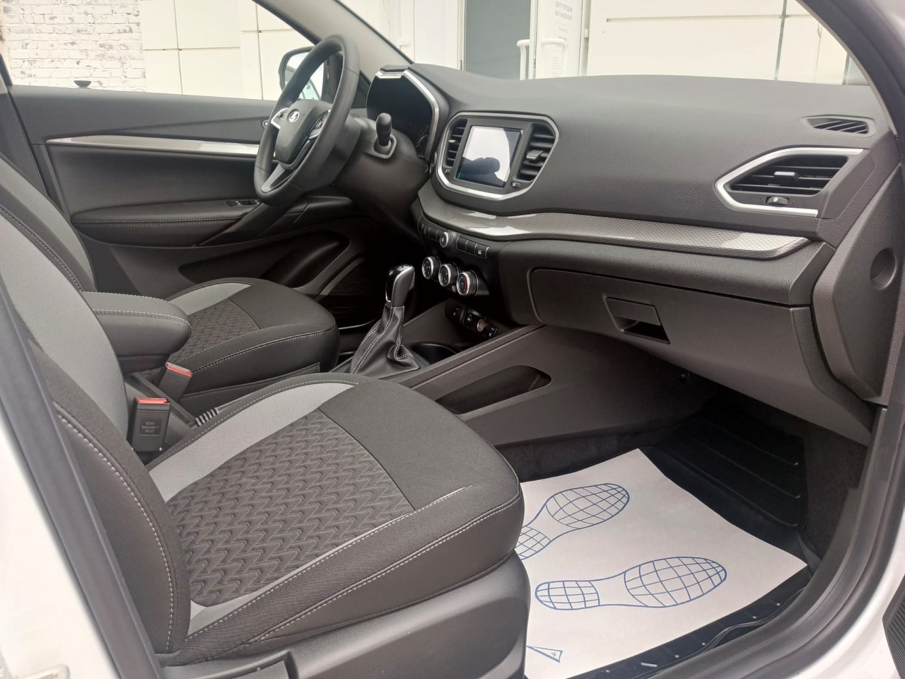 Легковой автотранспорт - Vesta SW 1.8 CVT (122 л.с.)