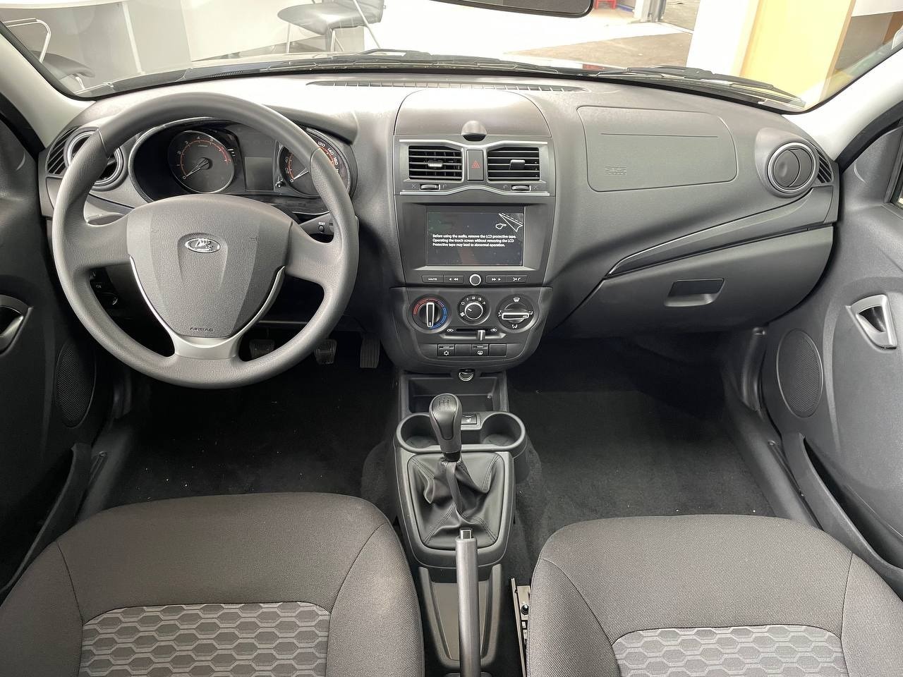 Легковой автотранспорт - LADA Granta 1.6 MT (90 л.с.)