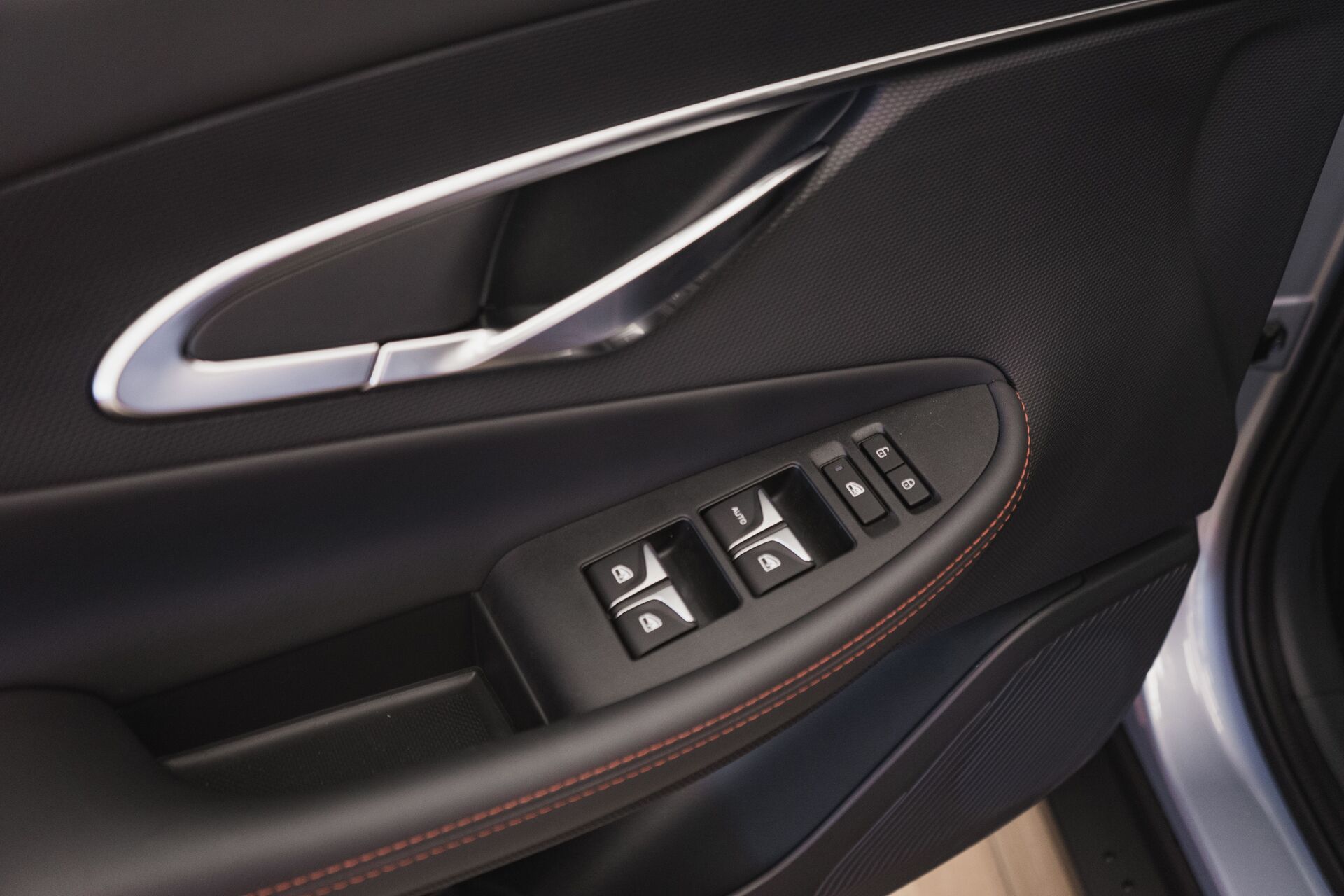 Легковой автотранспорт - CHANGAN UNI-T 1.5 AMT (167 л.с.)