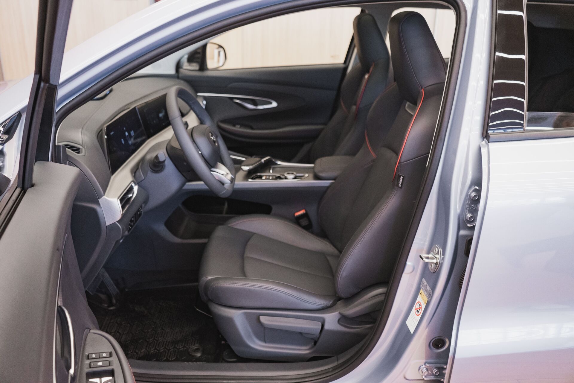 Легковой автотранспорт - CHANGAN UNI-T 1.5 AMT (167 л.с.)