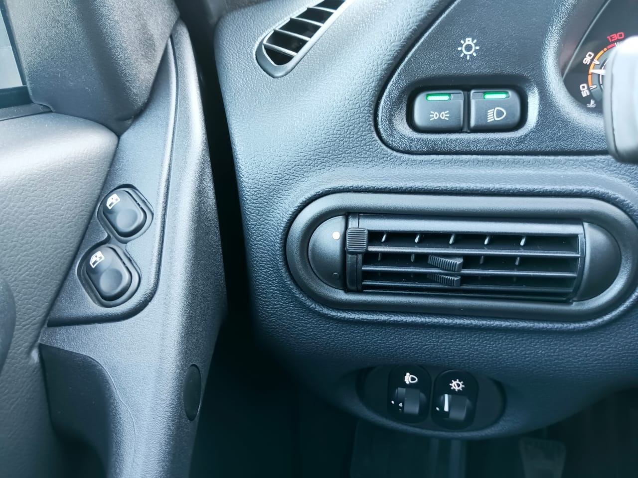 Легковой автотранспорт - LADA Niva Travel 1.7 MT (83 л.с.) 4WD