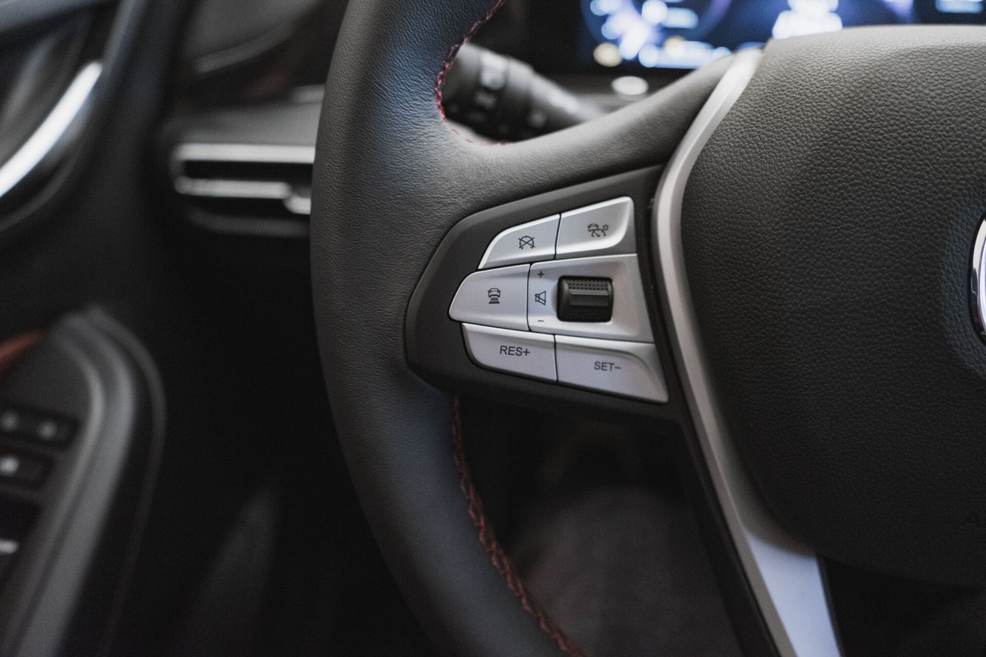 Легковой автотранспорт - CHANGAN Eado Plus 1.4 AMT (155 л.с.)