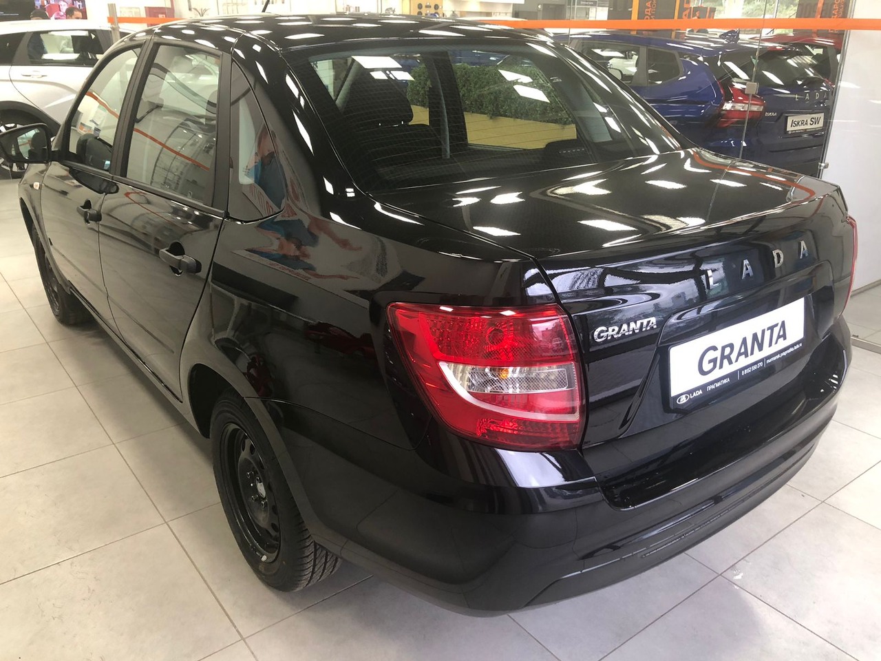 Легковой автотранспорт - LADA Granta 1.6 MT (90 л.с.)