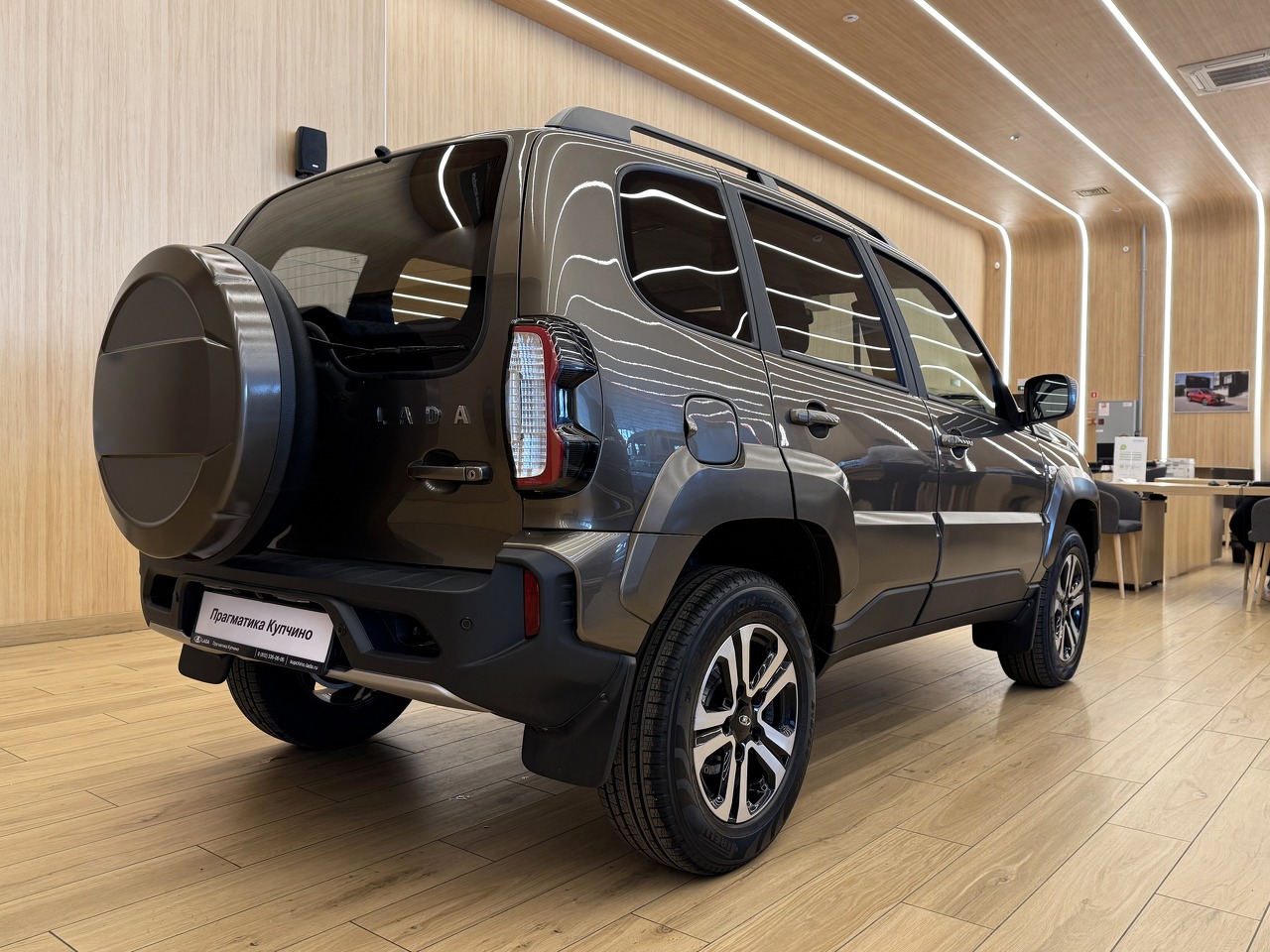 Легковой автотранспорт - LADA Niva Travel 1.7 MT (83 л.с.) 4WD