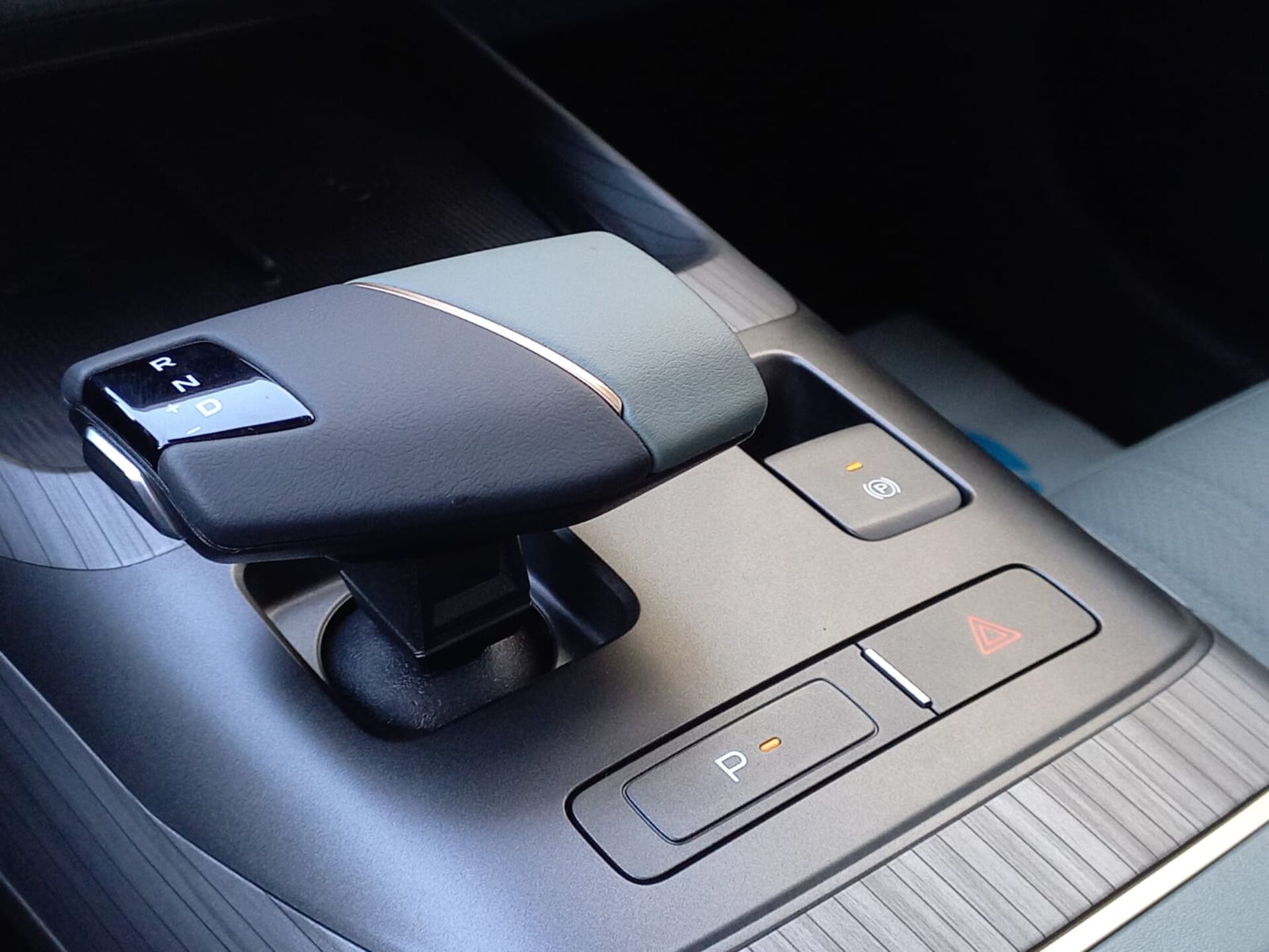 Легковой автотранспорт - CHANGAN Lamore 1.5 AMT (166 л.с.)